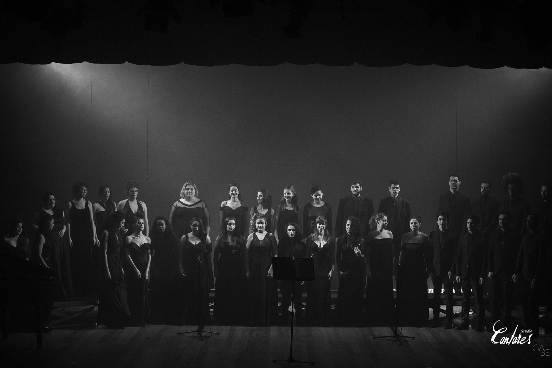 Studio Cantares - Italia Theatre - São Paulo