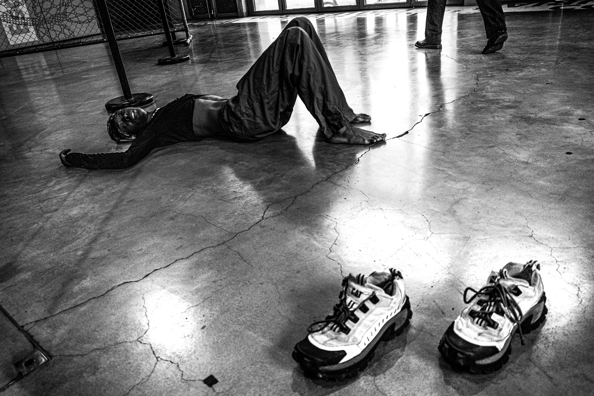 CENTQUATRE, 19th arrondissement, Paris. November 26, 2025. RoseOyemi, from the BlackoutGeneration collective, catches her breath after practising Krump, a form of protest-oriented urban dance, at the 104 cultural centre.