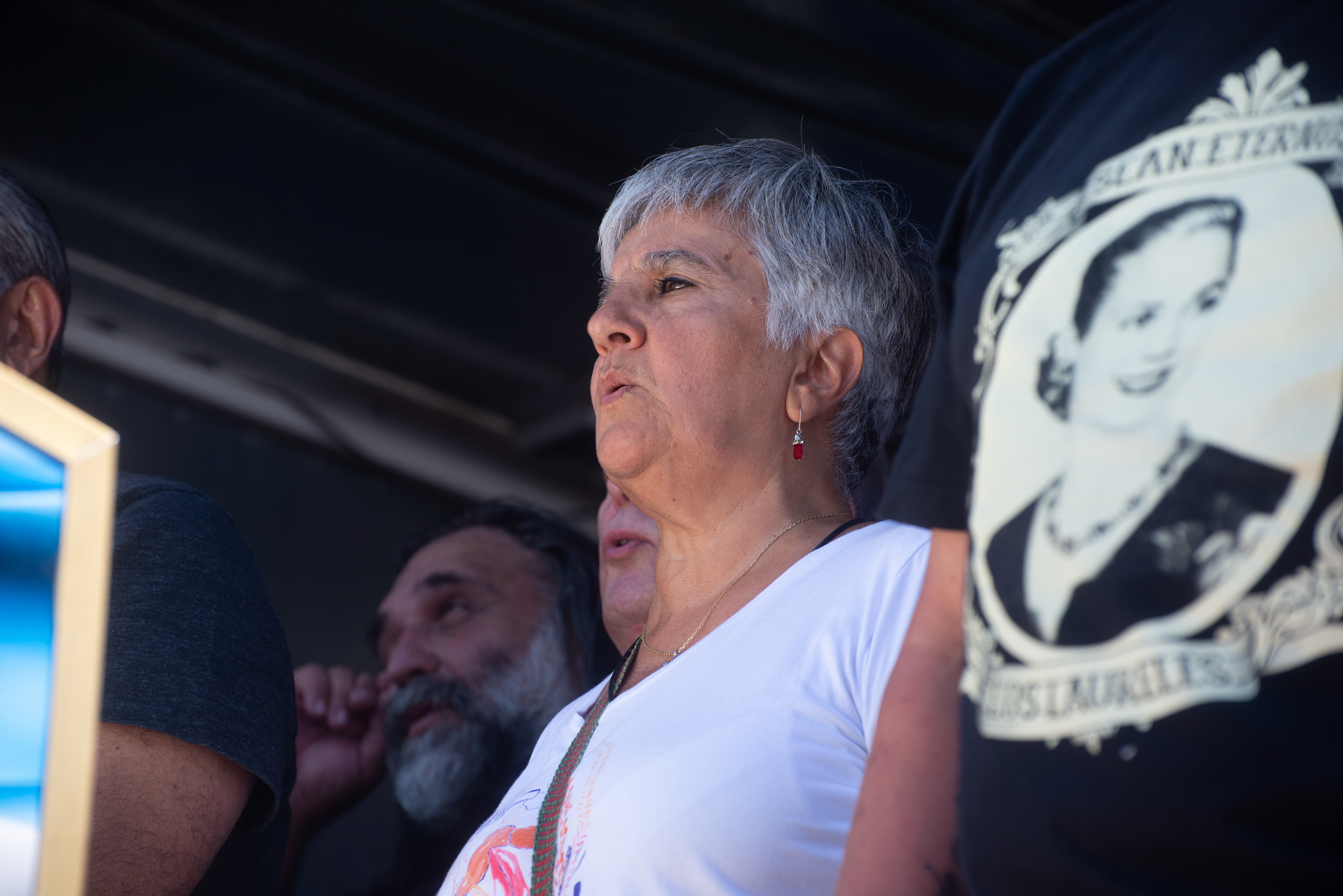 Gilda Gallucci, cosecretaria de la secretaria de politicas educativas de la CGT en el paro y movilización de la CGT al congreso nacional en rechazo al DNU y la Ley Omnibus - Convocada por la CGT, junto a las dos CTA, UTEP y numerosas organizaciones sociales, sindicales y políticas - Buenos Aires, Argentina, el 24 de Enero de 2024