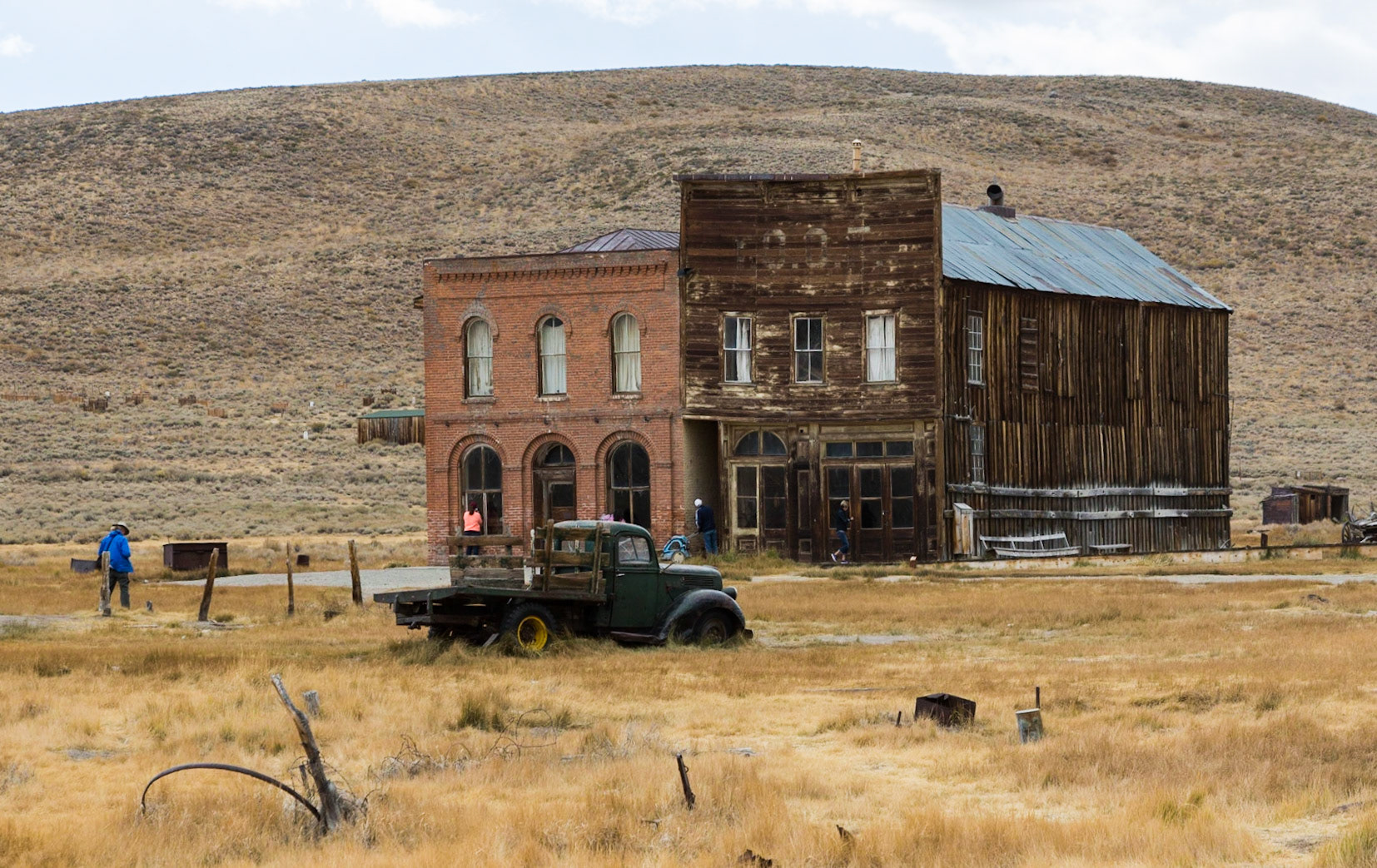 Dechambeau Hotel &amp; IOOF Miners Hall, Bodie Ghost Town, CA (2016)