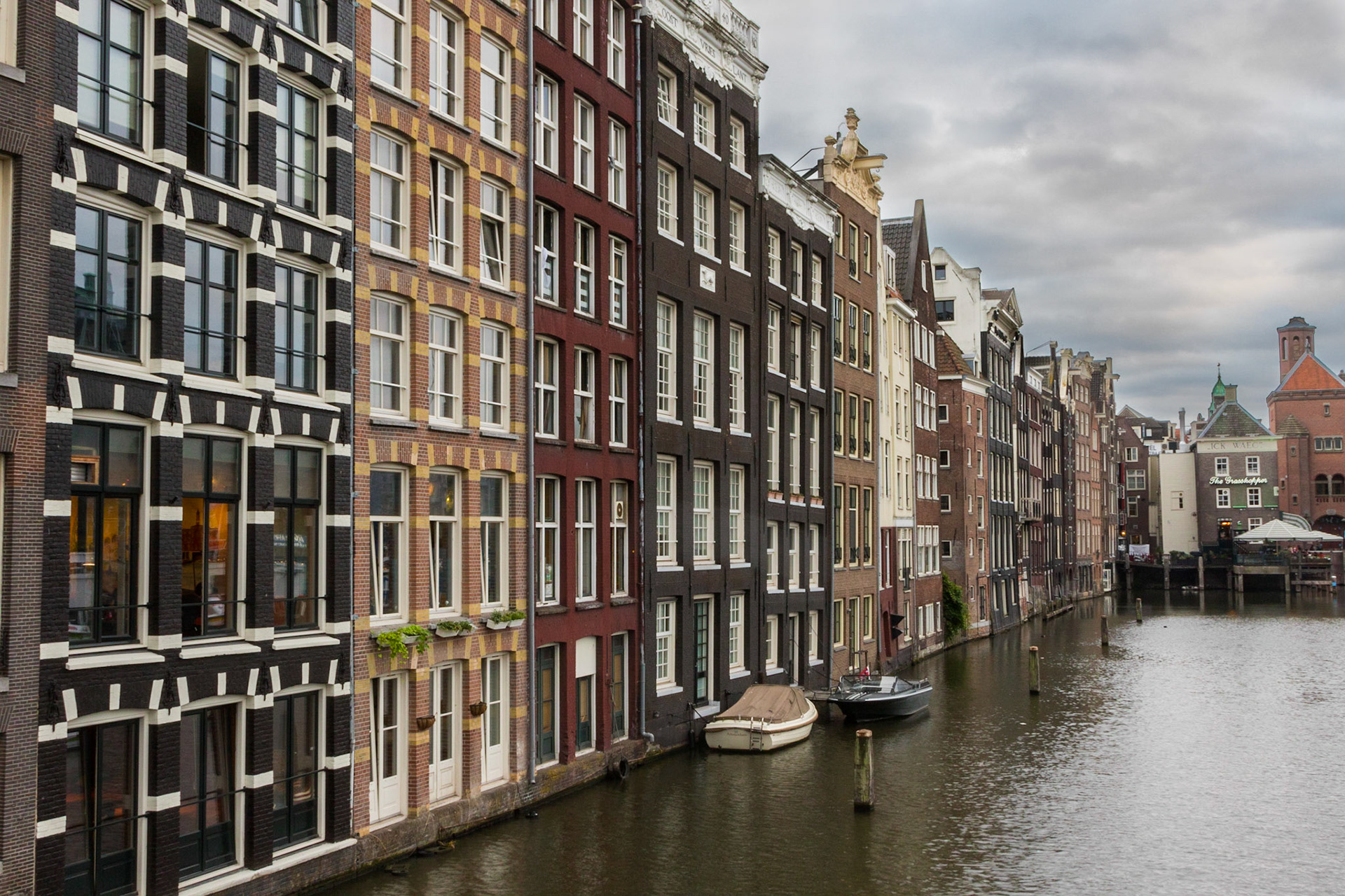 Graphic Apartment buildings by Amsterdam Canal.  Amsterdam, Netherlands (2018)
