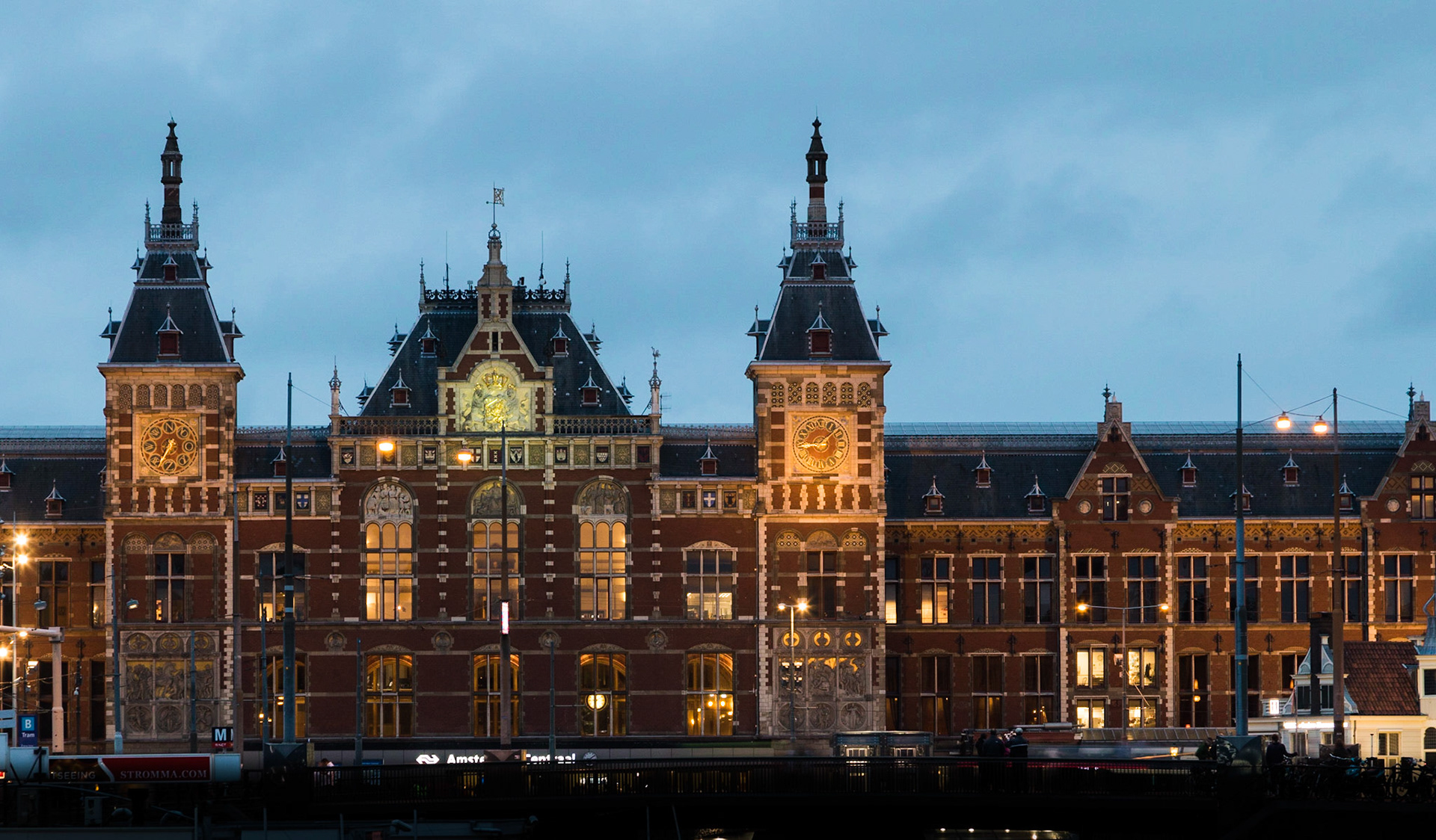 Central Railroad Station, Amsterdeam, Netherlands (2018)