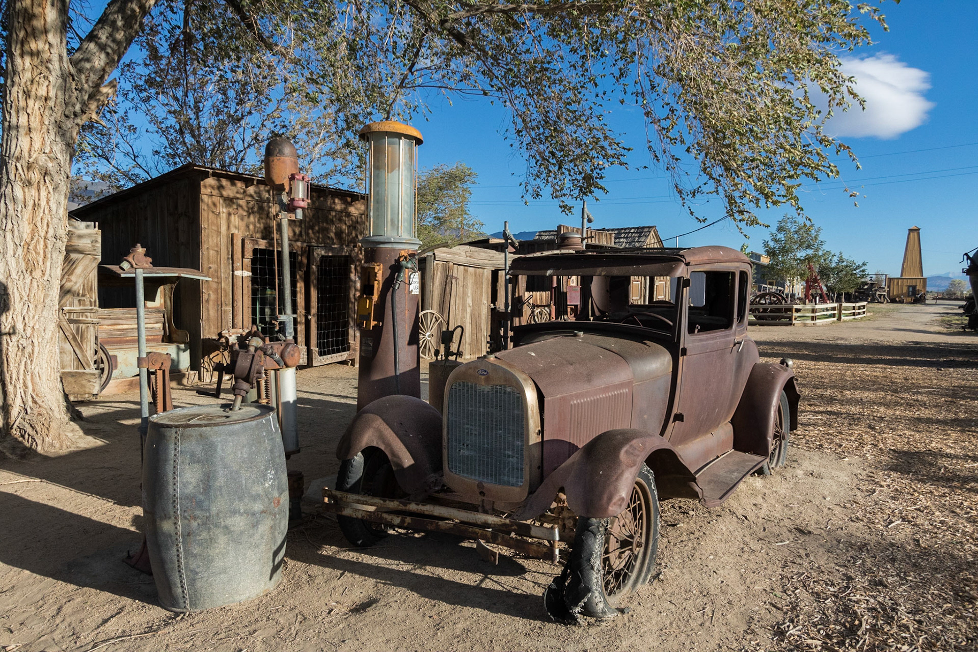 Gas station at Laws Museum, Bishop, CA (2016)