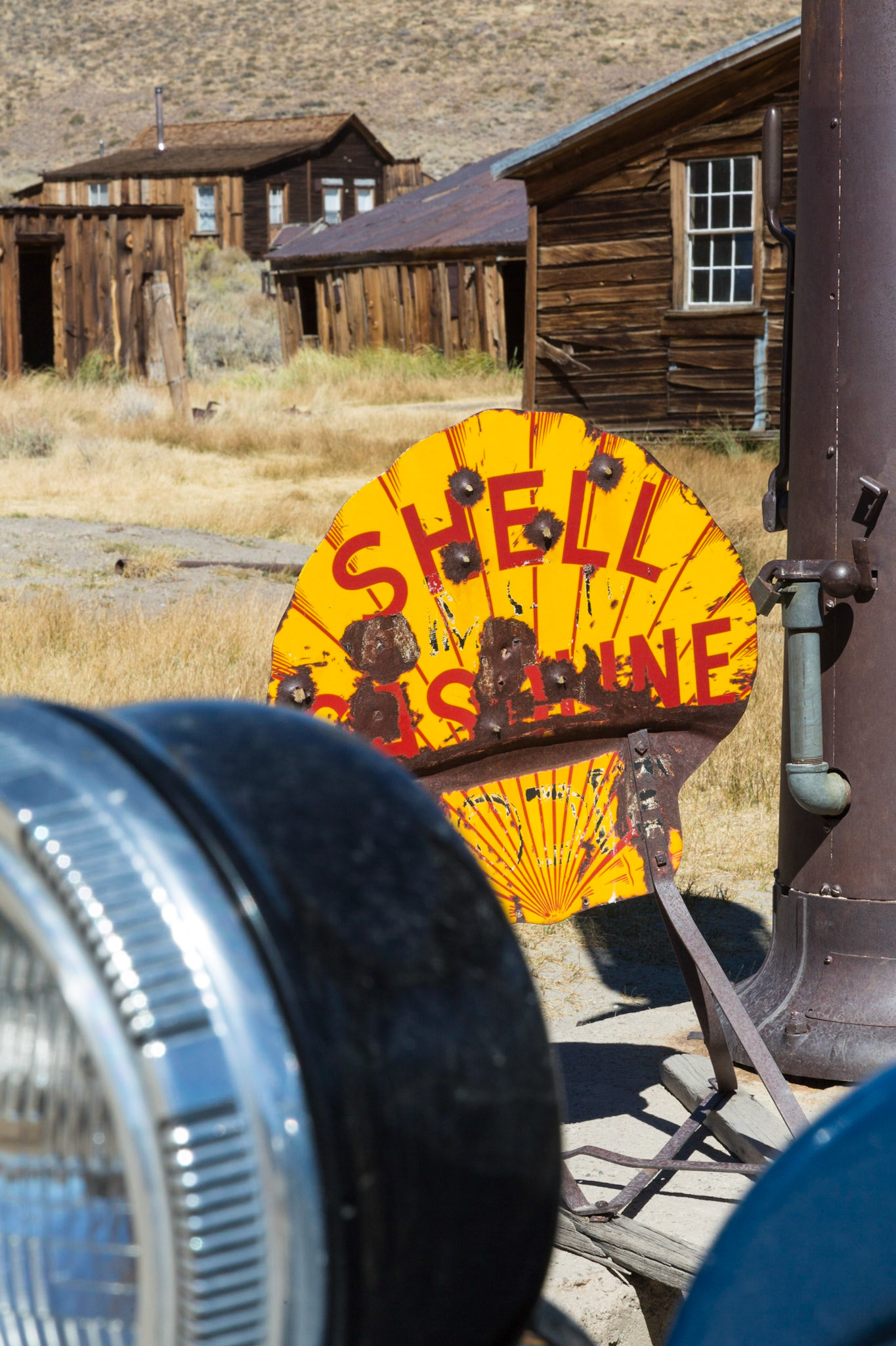 Shell sign at gas Station by Boon Store, Bodie ghost town, CA (2016)