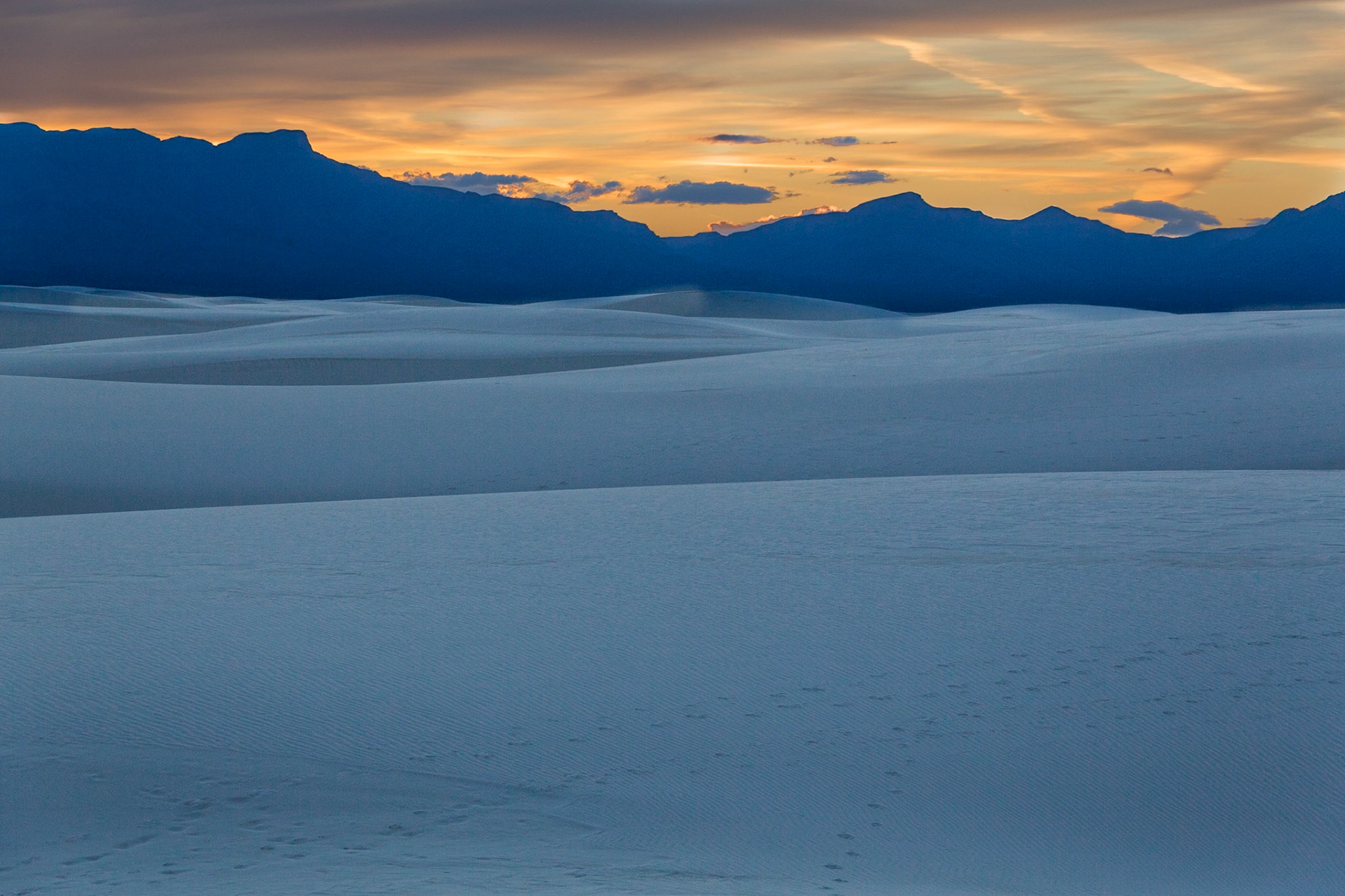Sunset over White Sands, White Sands National Park, New Mexico, USA (3/2020)