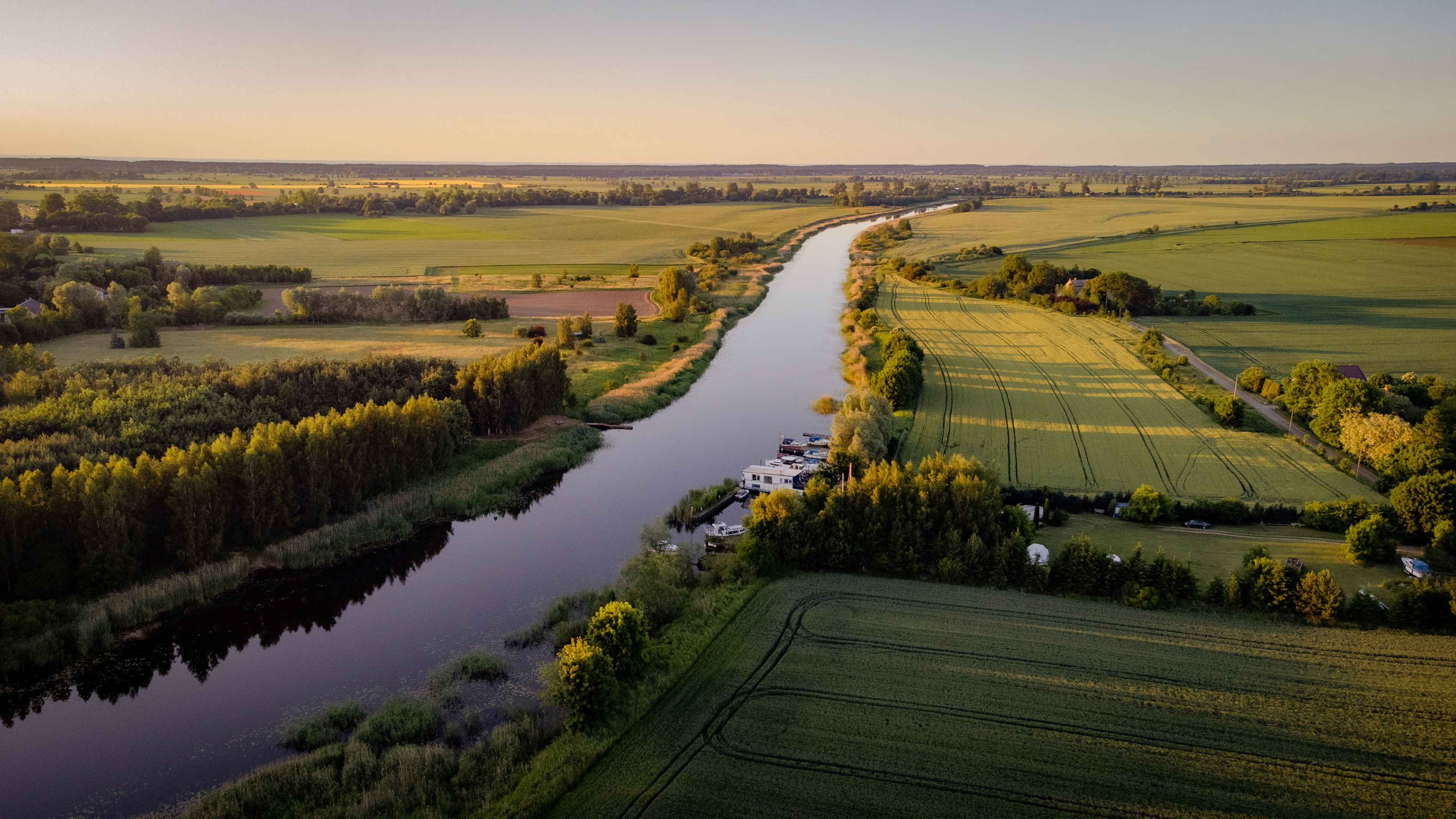 © Kacper Łaszczewski