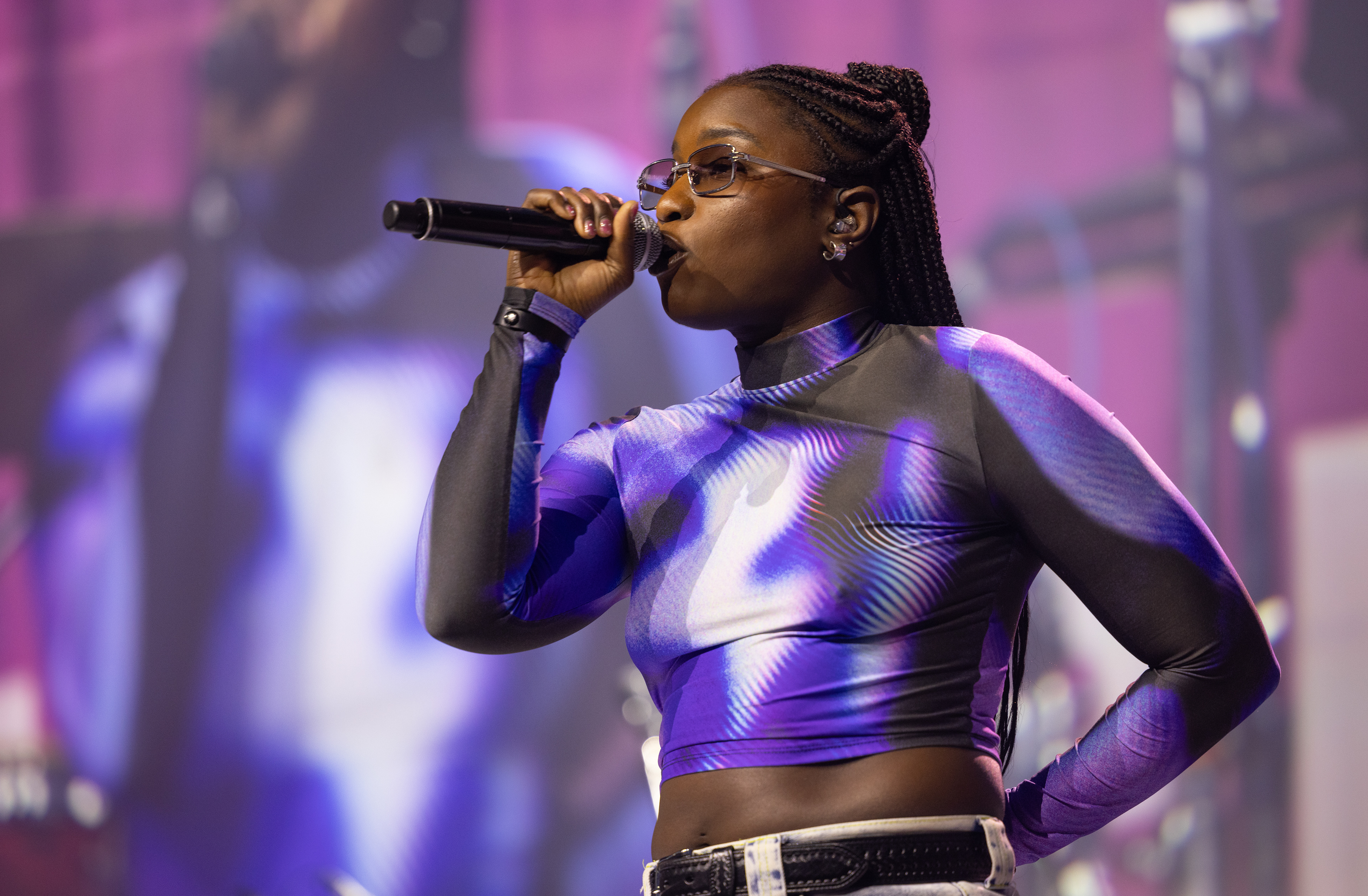 La chanteuse Sarahmée lors d'un événement CSN