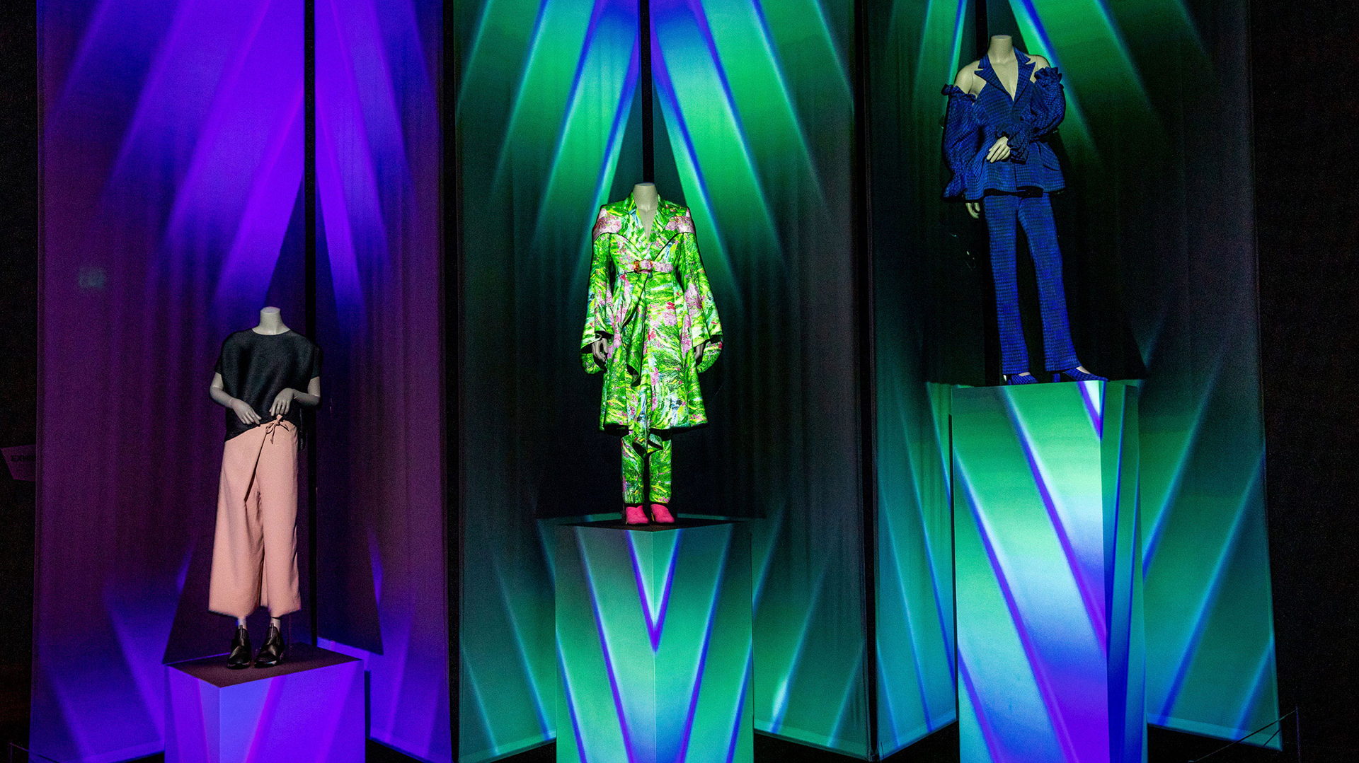 Fashion Show Features Ventuz Powered Projection Mapping