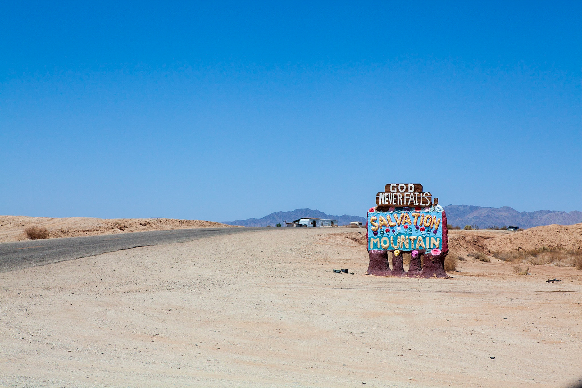 Salvation Mountain, CA. Photo by Ming Lo