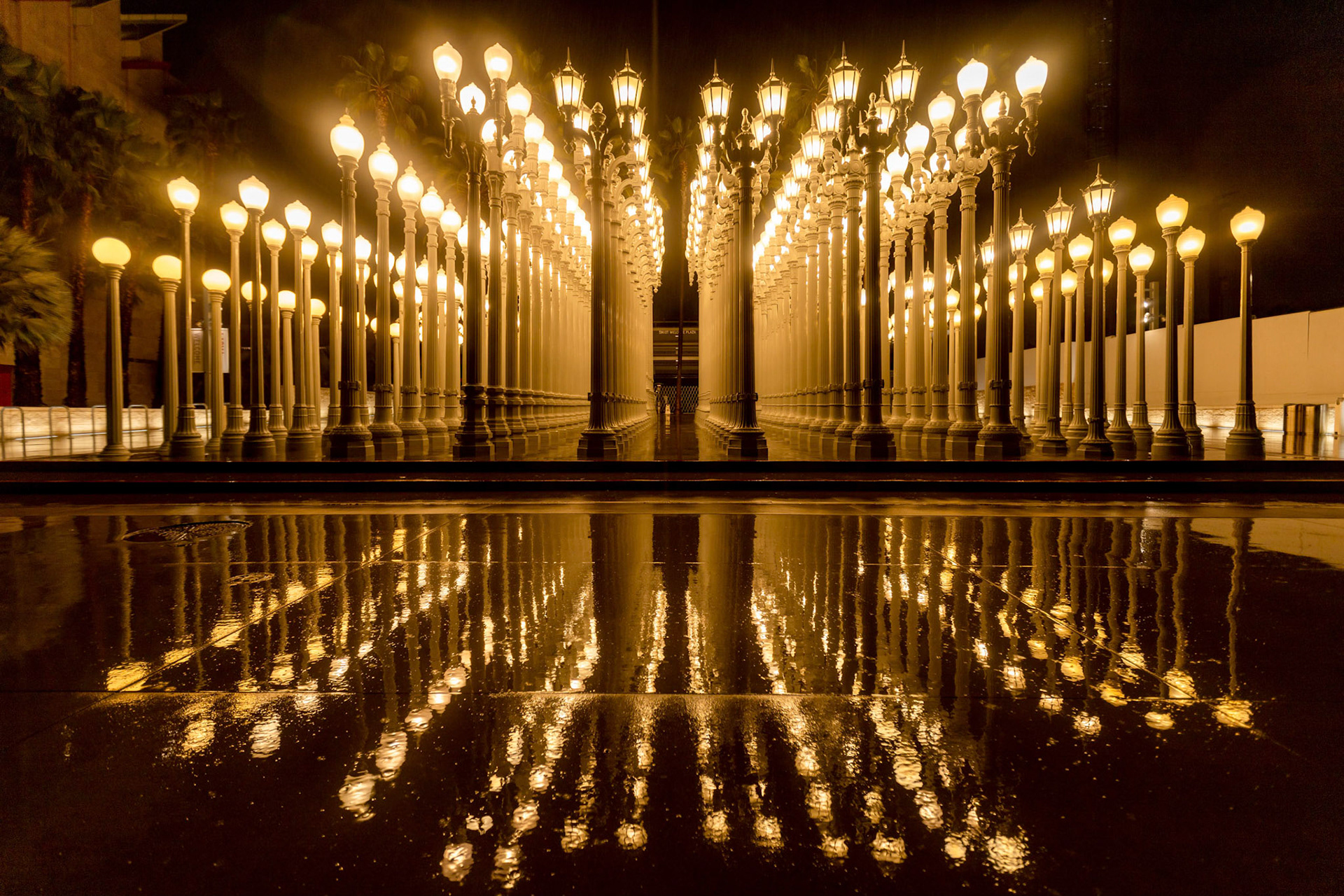 Urban Lights, LACMA, Los Angeles, CA.  © 2020 Ming Lo