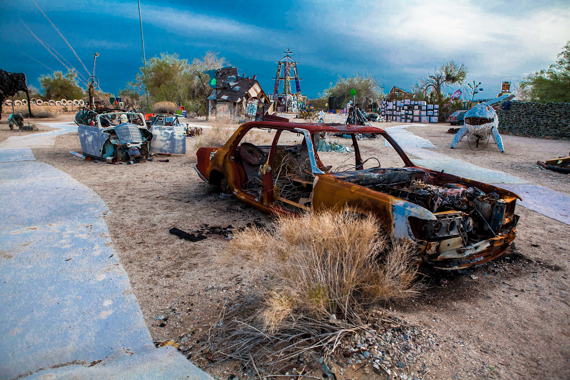 East Jesus, CA. Photo by Ming Lo