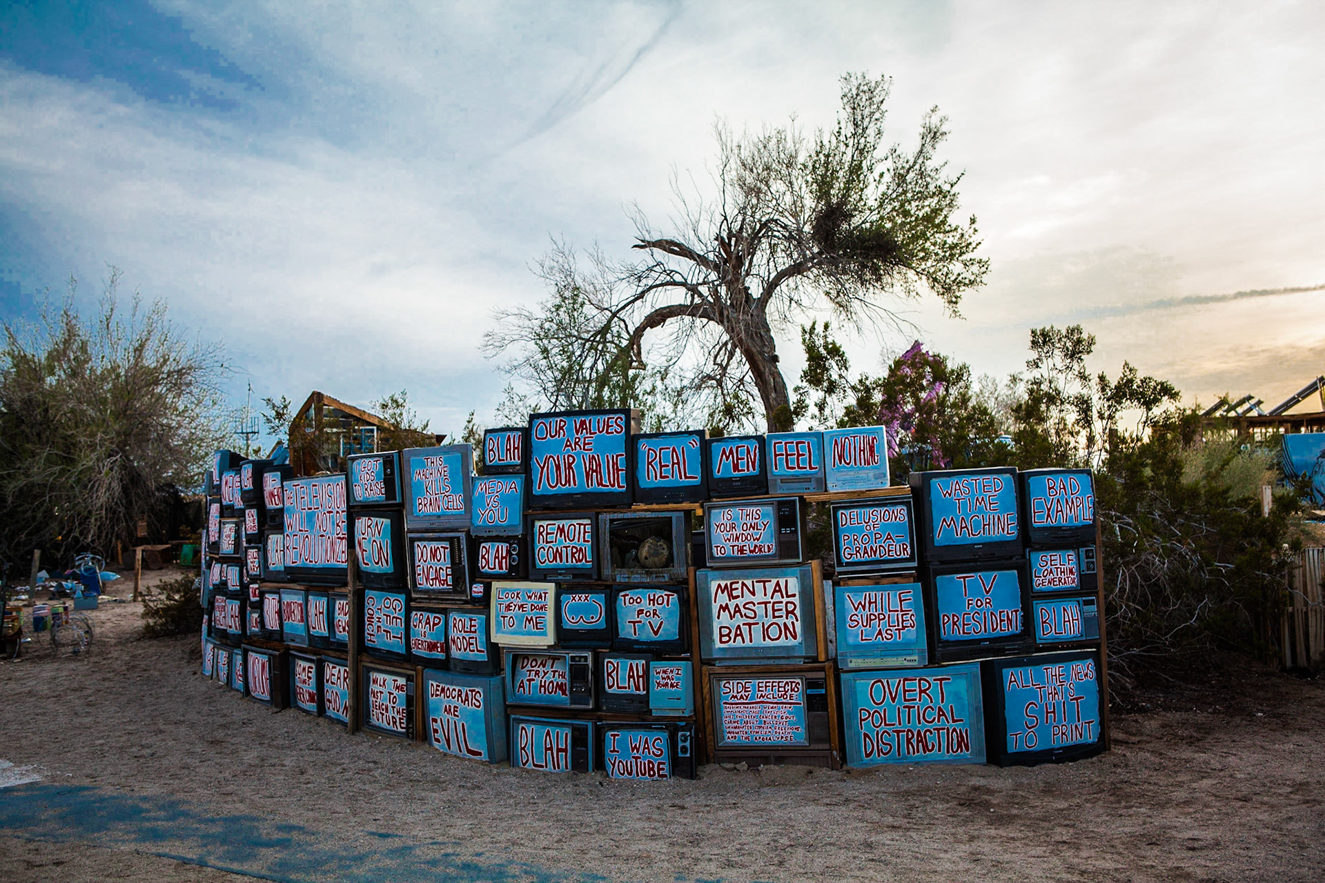 East Jesus, CA. Photo by Ming Lo