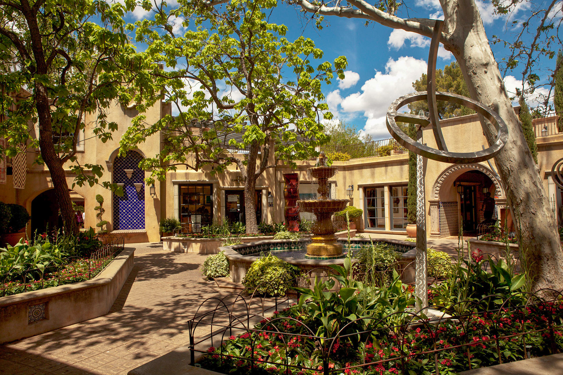 One of many fountains at Tlaquepaque.
