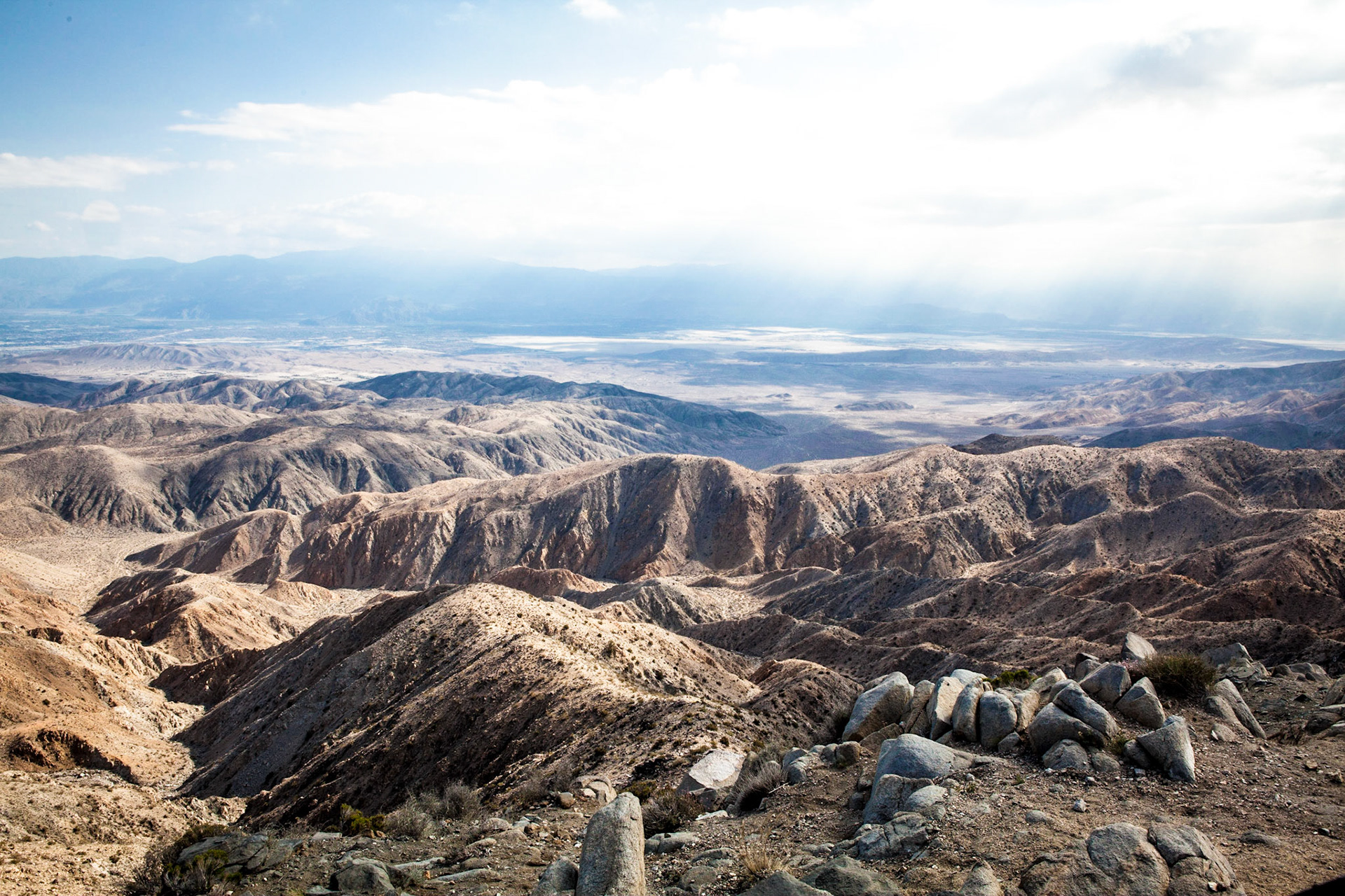 Keys View, Joshua Tree National Park. Photo by Ming Lo.