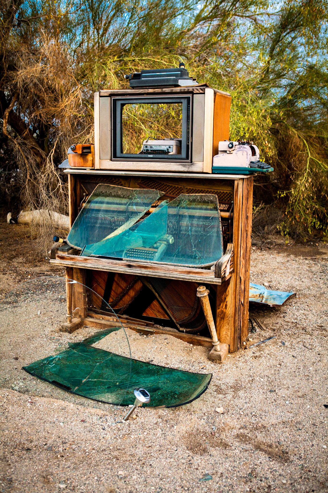 East Jesus, CA. Photo by Ming Lo