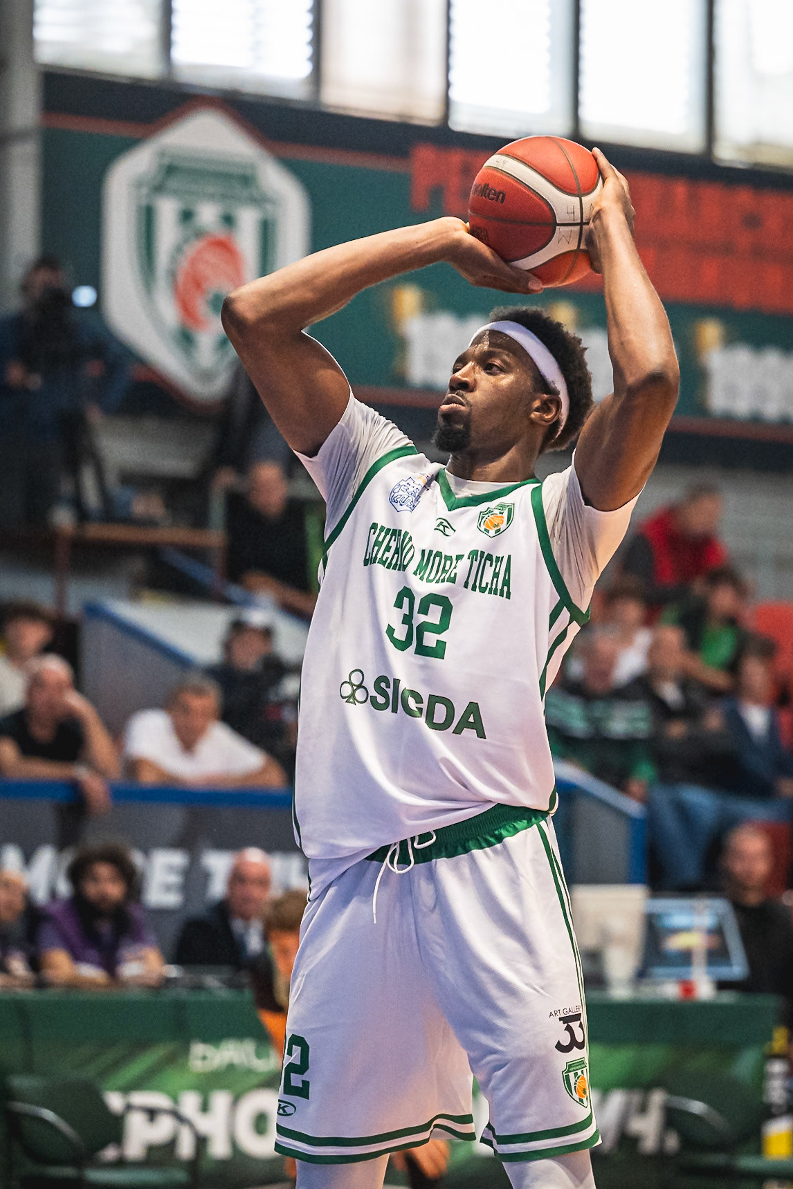 Varna, Hristo Borisov Hall - OCTOBER 13: Cherno More vs Balkan Photo credit: Viktor Vasilev / Viktor Vasilev  Photography