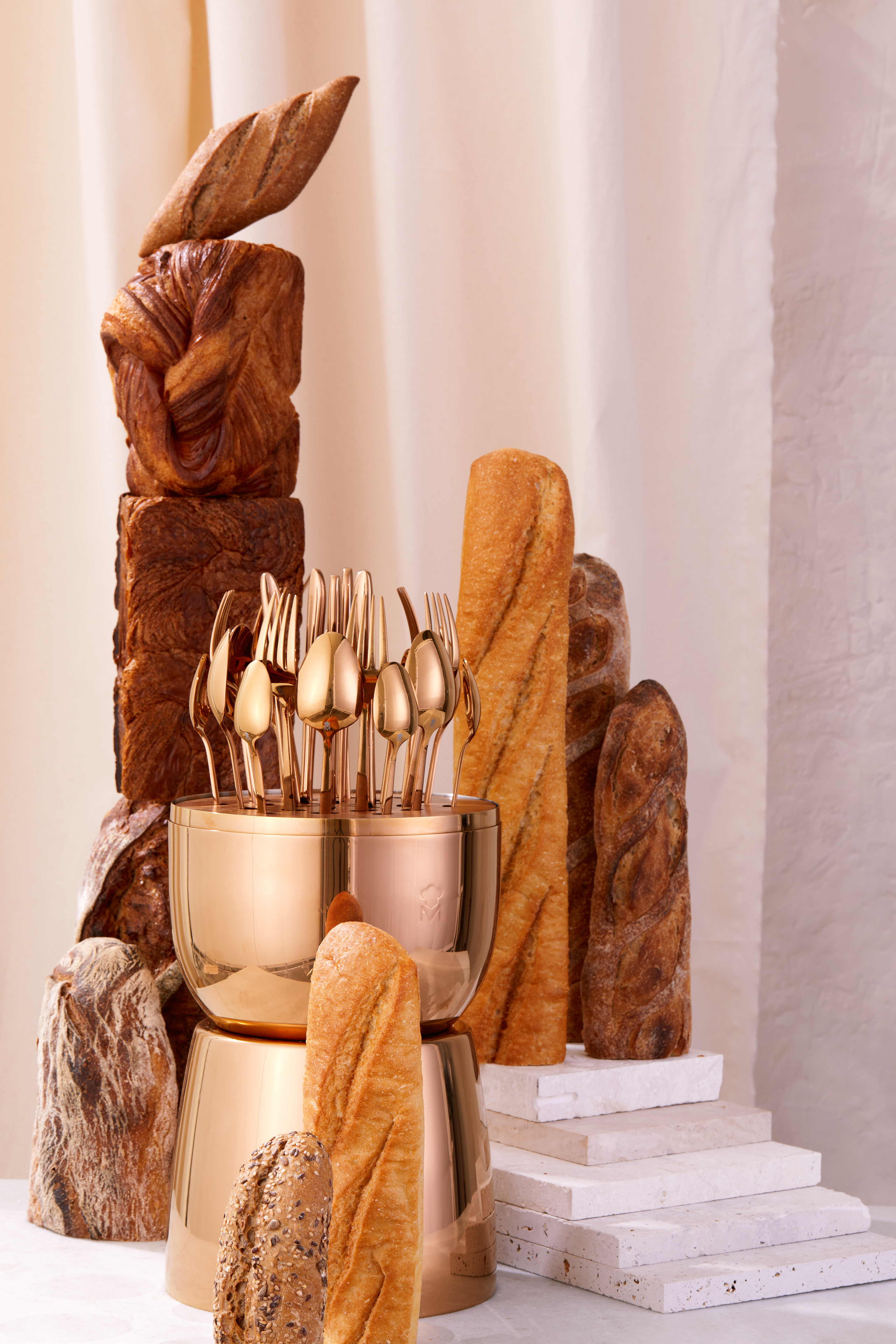 Styled Shoot for Bergner. Photography: Estudio Seiva. Art Director: Manuel Godoy Pareja