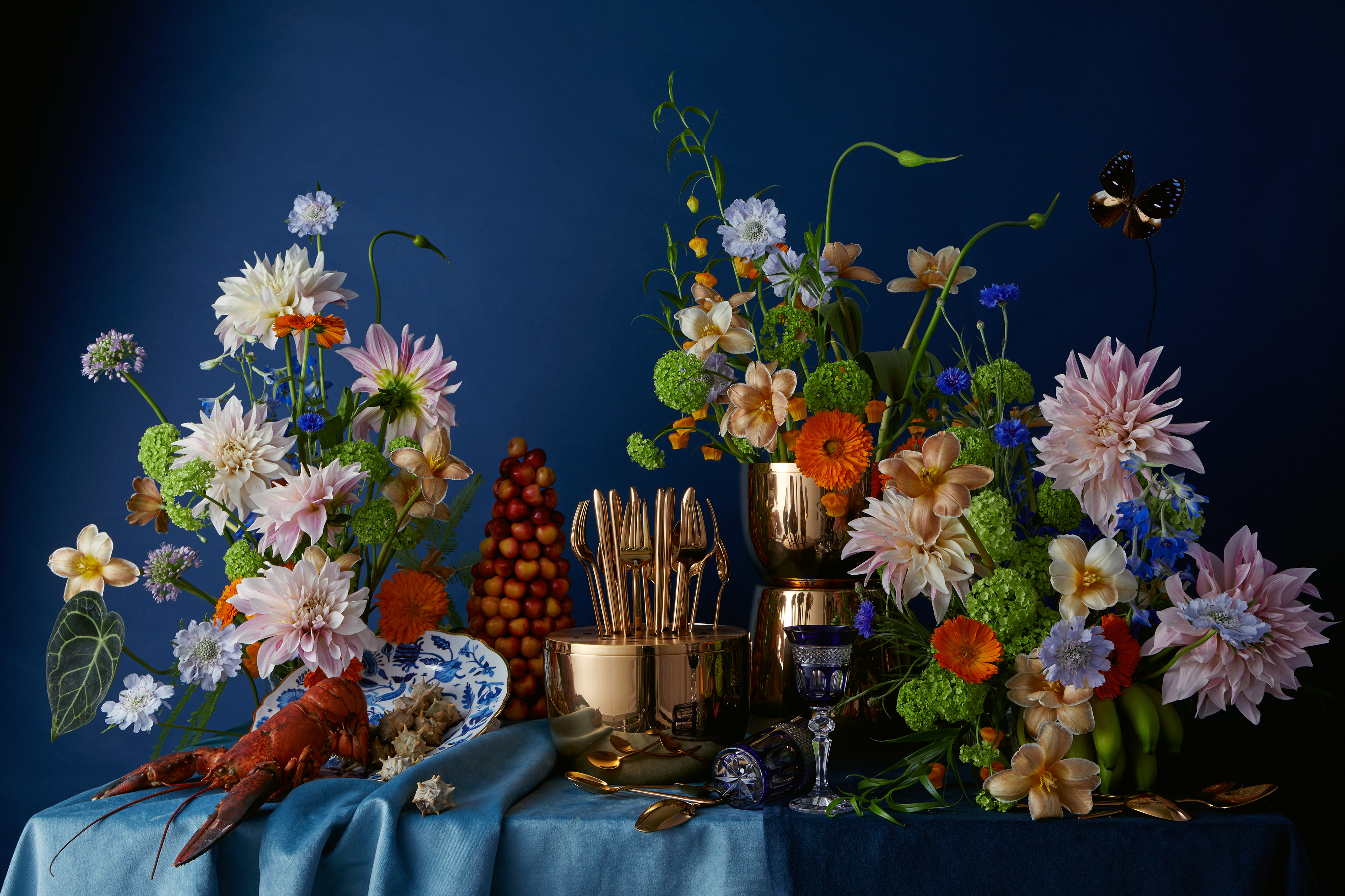 Styled Shoot for Bergner. Photography: Estudio Seiva.  Florals: Anila Flowers. Art Director: Manuel Godoy Pareja