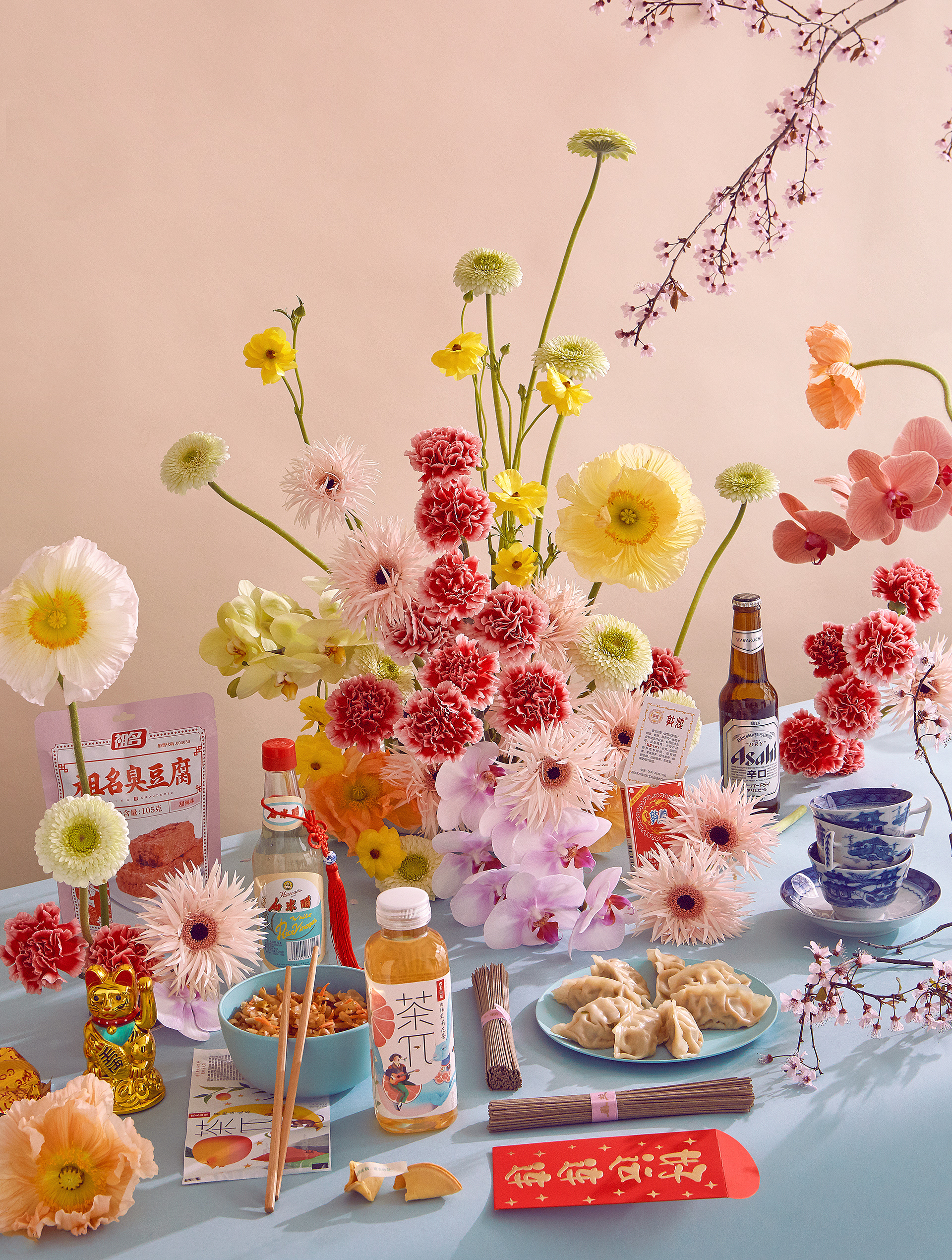 Styled Shoot for MFS. Florals and Photography: Estudio Seiva. Art Director: Manuel Godoy Pareja