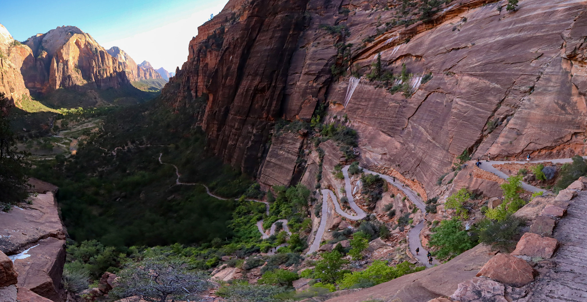 ANGELS LANDING TRAIL - ZION