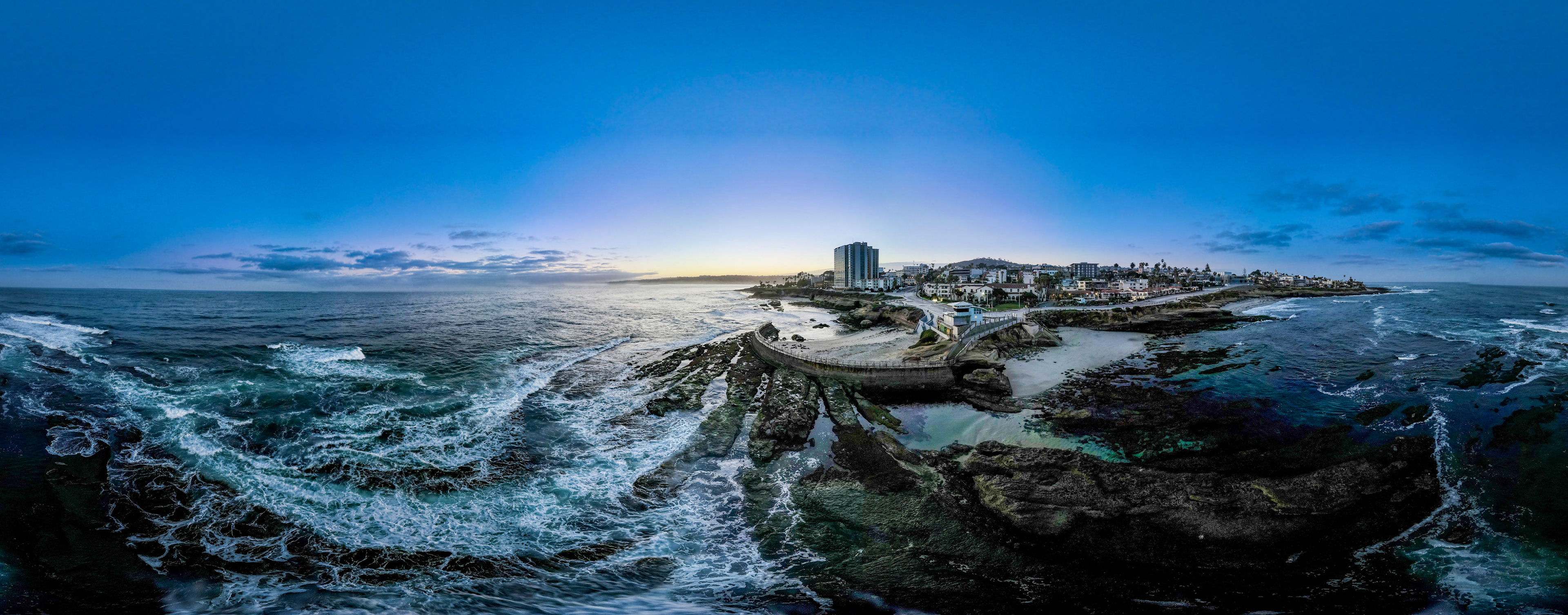 CHILDRENS POOL - LA JOLLA