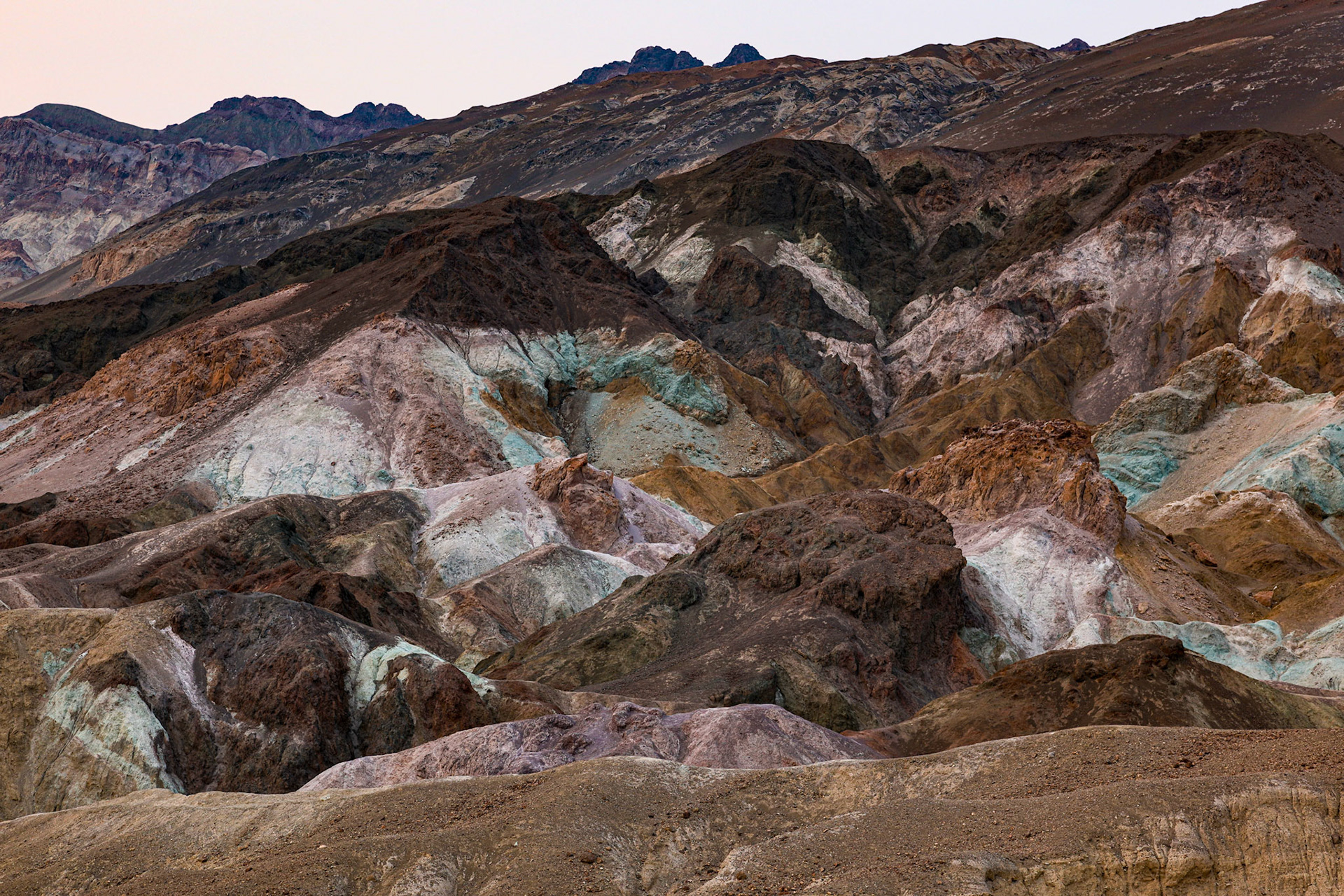 ARTISTS PALLETTE - DEATH VALLEY