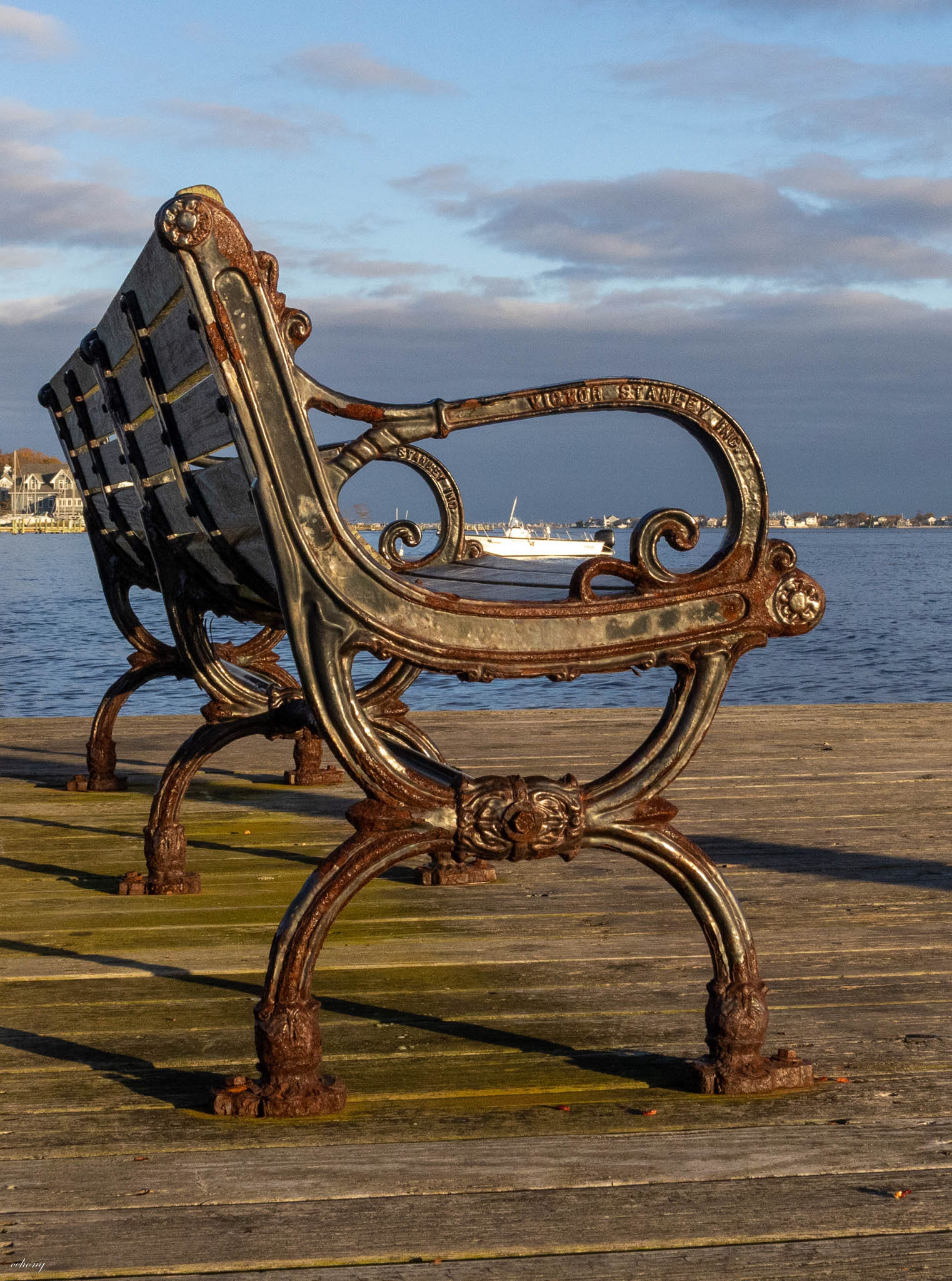 Island Height Bench