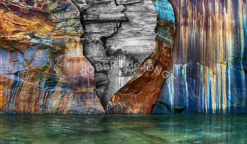 Pictured rocks, limestone, minerals, seeping, Colors, Lake superior, Great lakes, National Park
