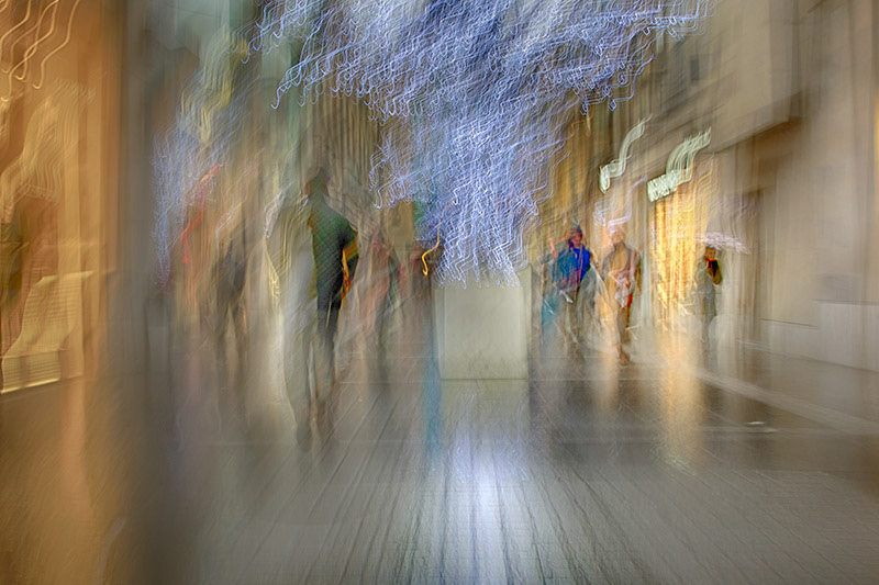 Christmas lights and shopping in Edinburgh