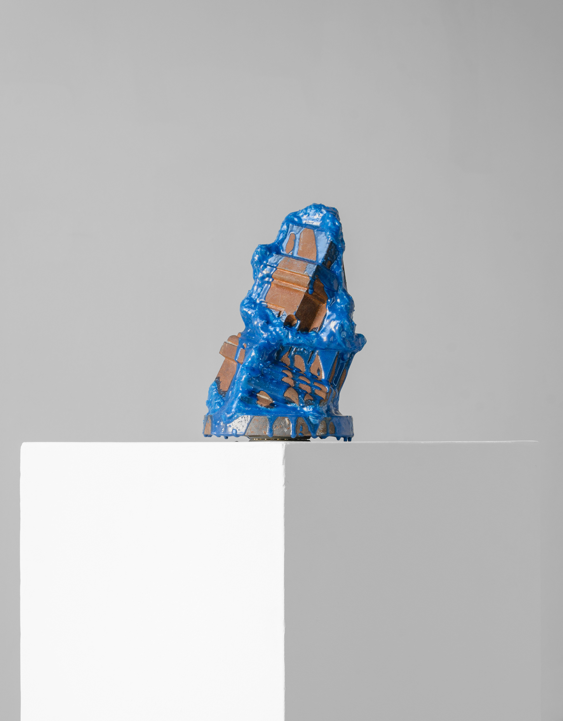Simmetry Collapse; James Balmforth, 2014; Cast iron, steel, epoxy resin; 26 × 16 × 16cm
