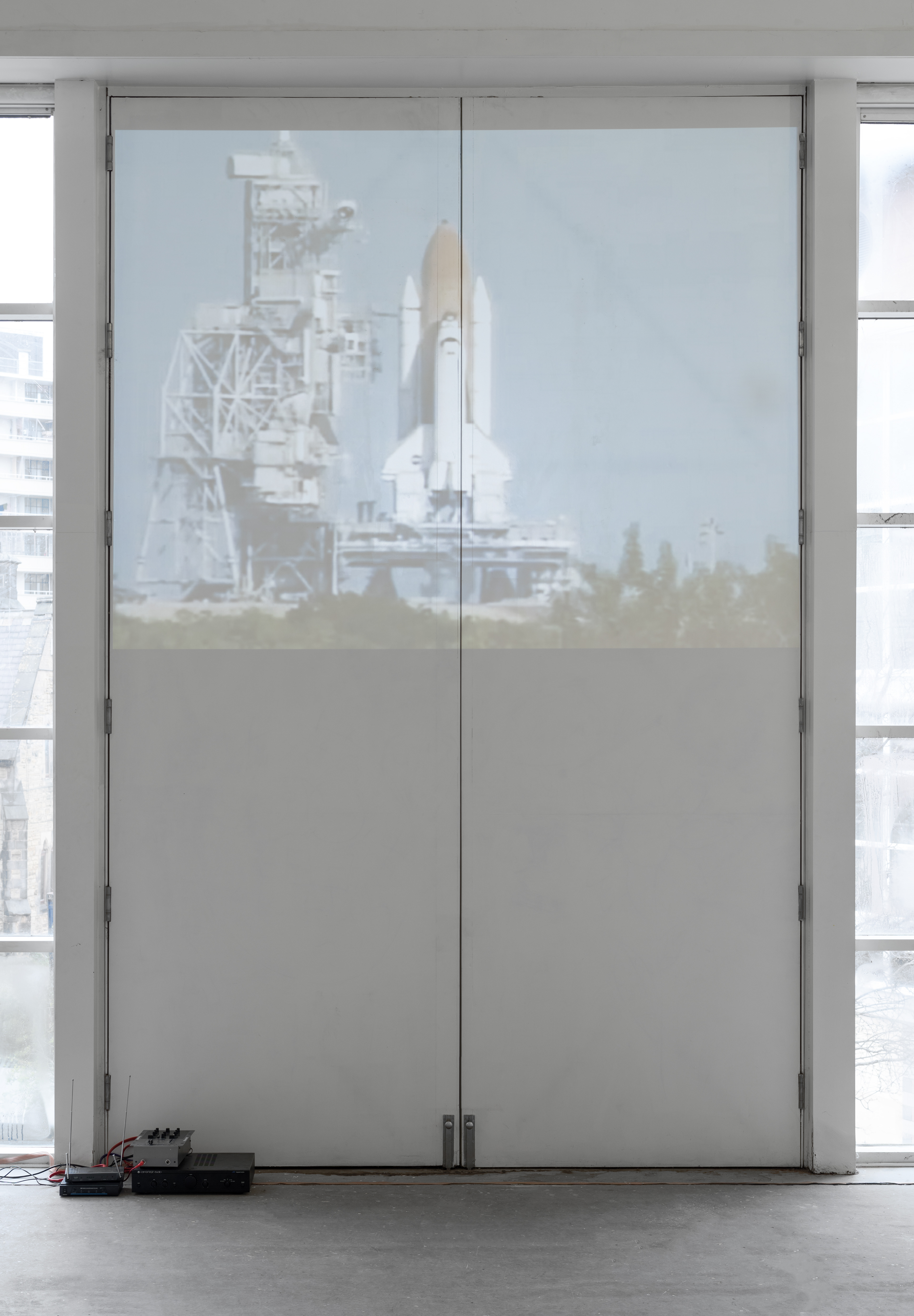 Sound Barrier; Tamar Harpaz through Hannah Brown, Grace Elder, Maddy Sadler, and Emily Uttley, 2016; video performance; 00:05:04 / dimensions variable