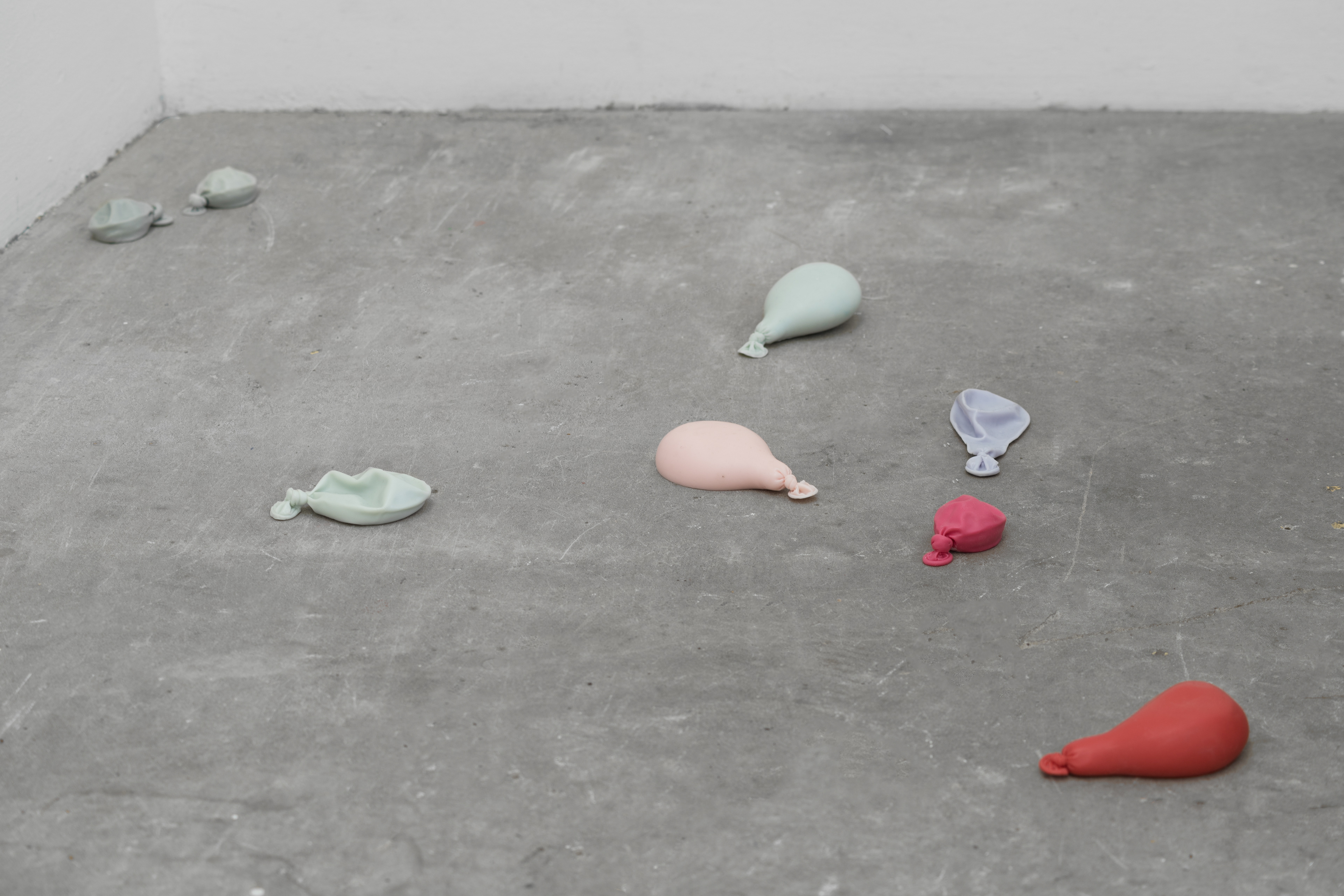 Succession; Sarah Hardy, 2015 ; urethane plastic; various dimensions