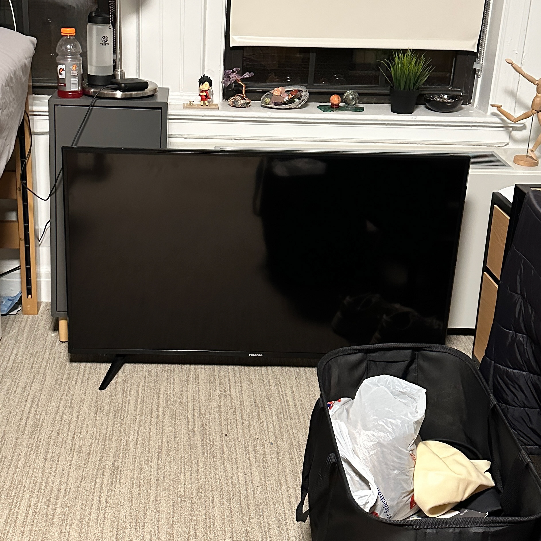 I was donated a broken flatscreen TV to use for parts