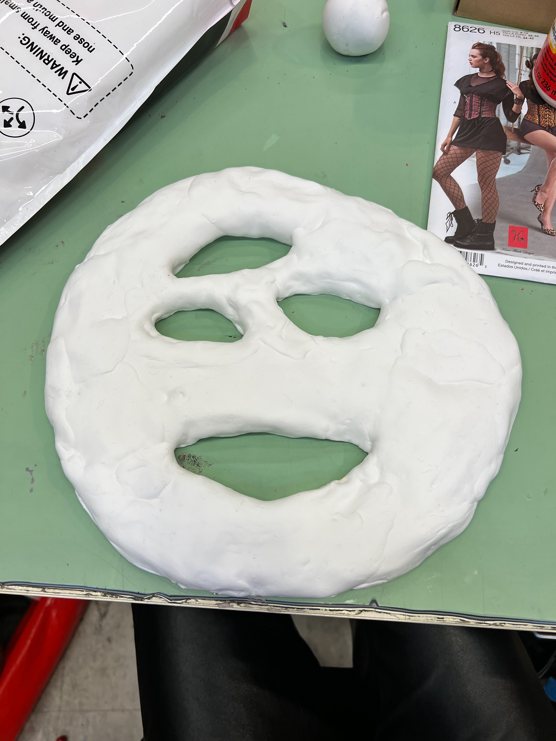 foam clay applied onto the tin foil