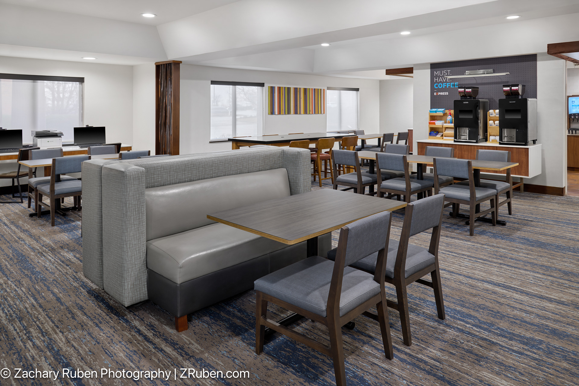 Breakfast Seating Area at Holiday Inn Express Kansas City - At the Legends