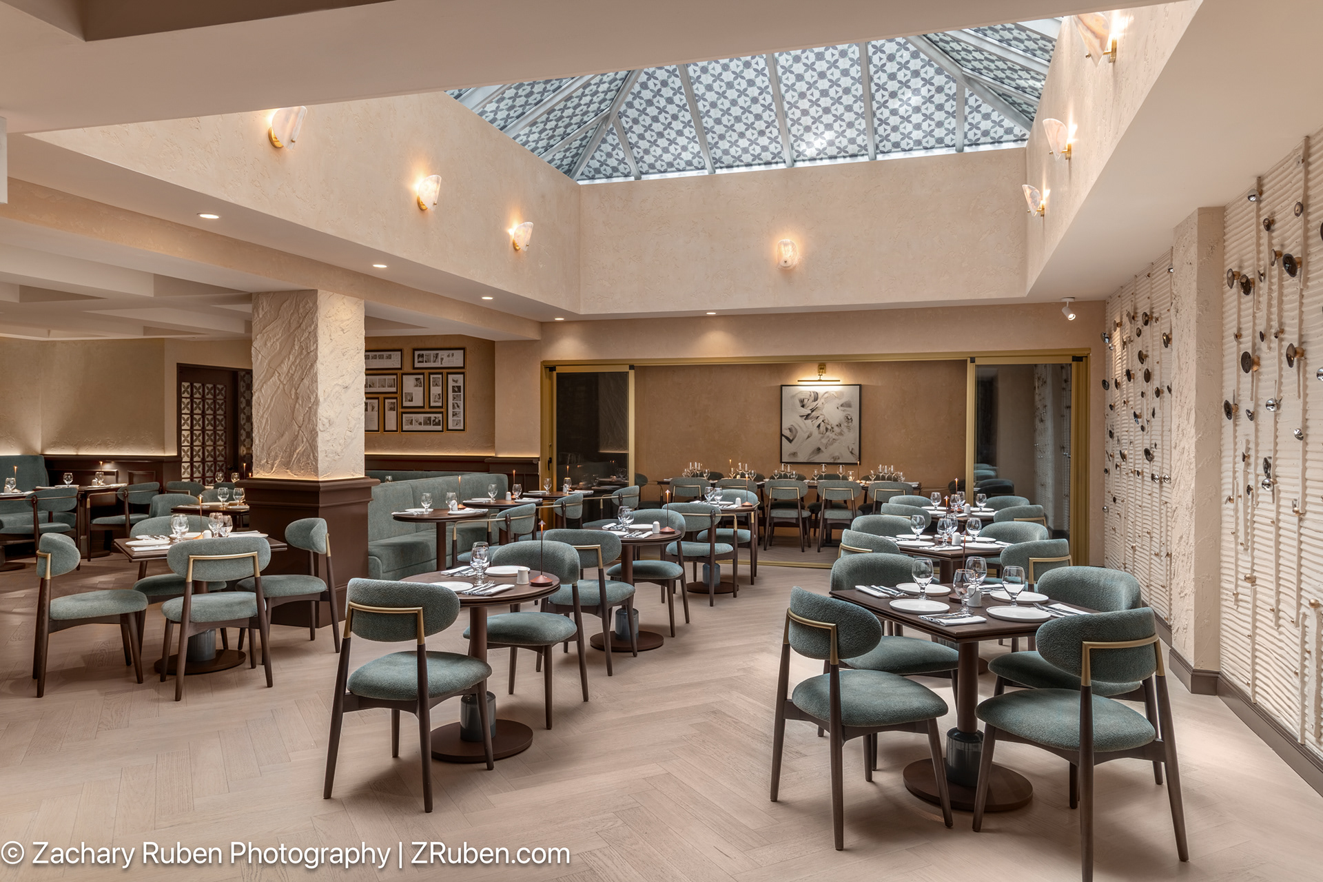 Dining Room at House of Domes at Four Points by Sheraton Manhattan SoHo Village