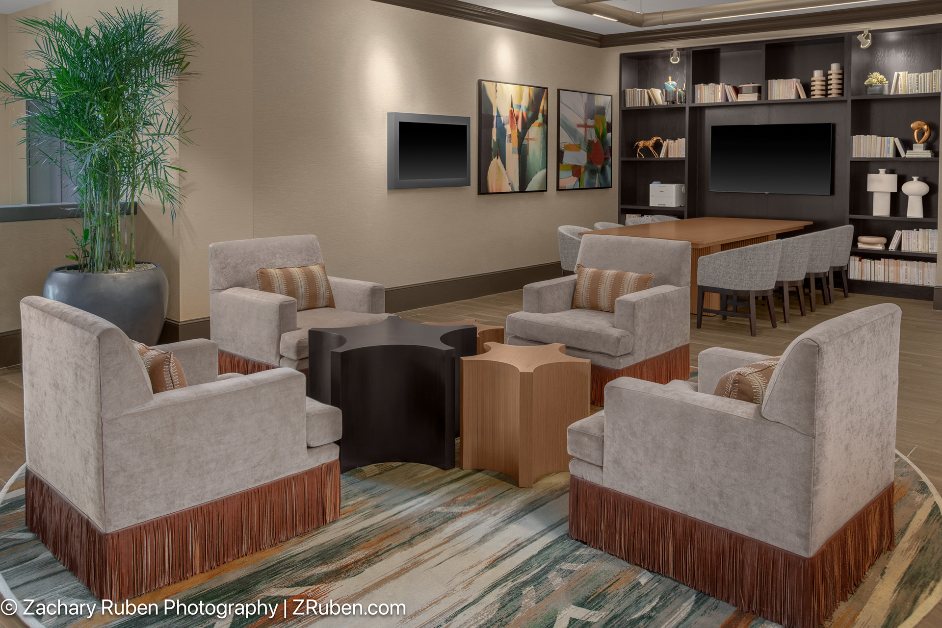 Library at Embassy Suites San Antonio Riverwalk Downtown