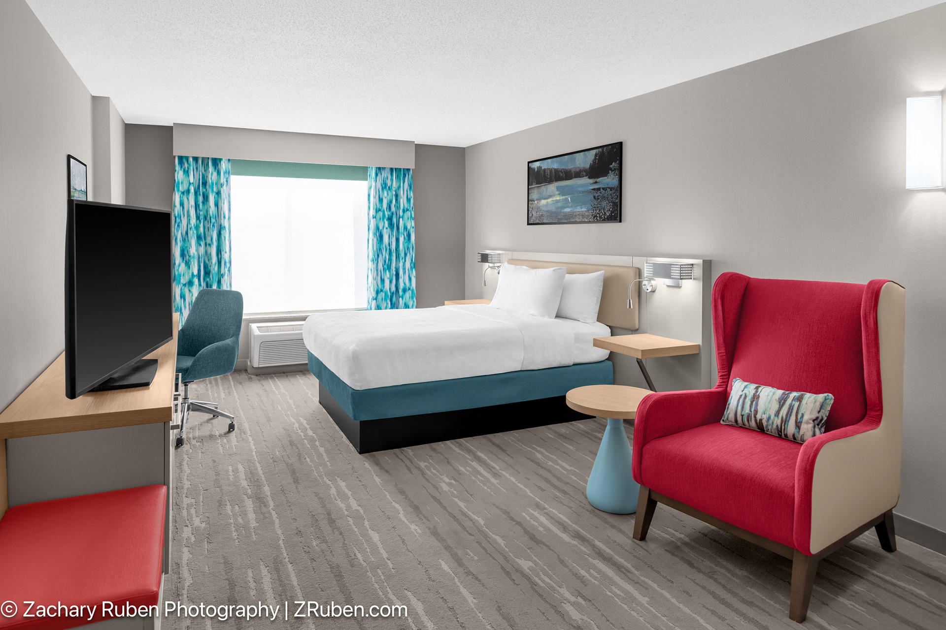 King Suite Bedroom at Hilton Garden Inn Hartford South/Glastonbury