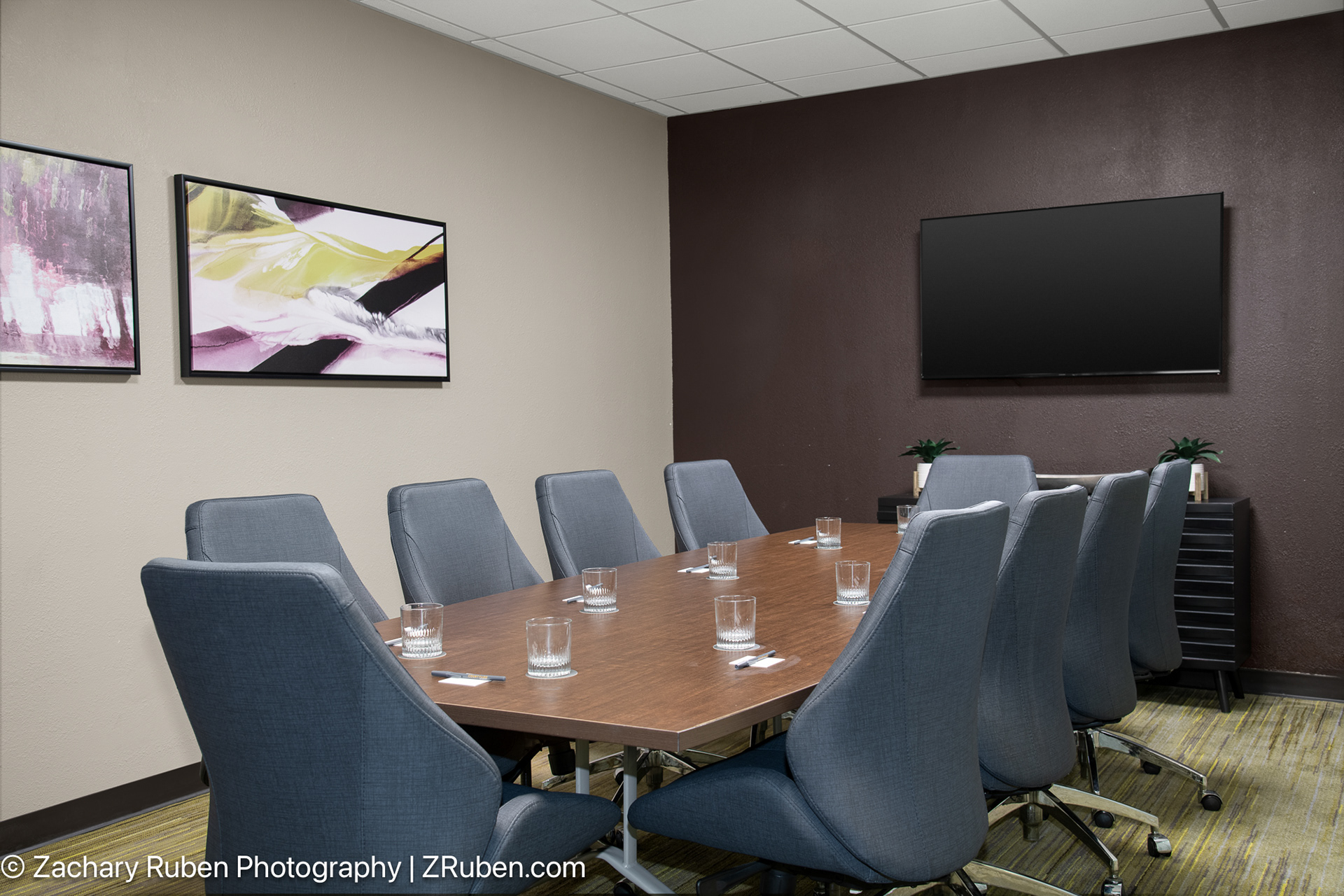 Boardroom at Courtyard Lafayette Airport