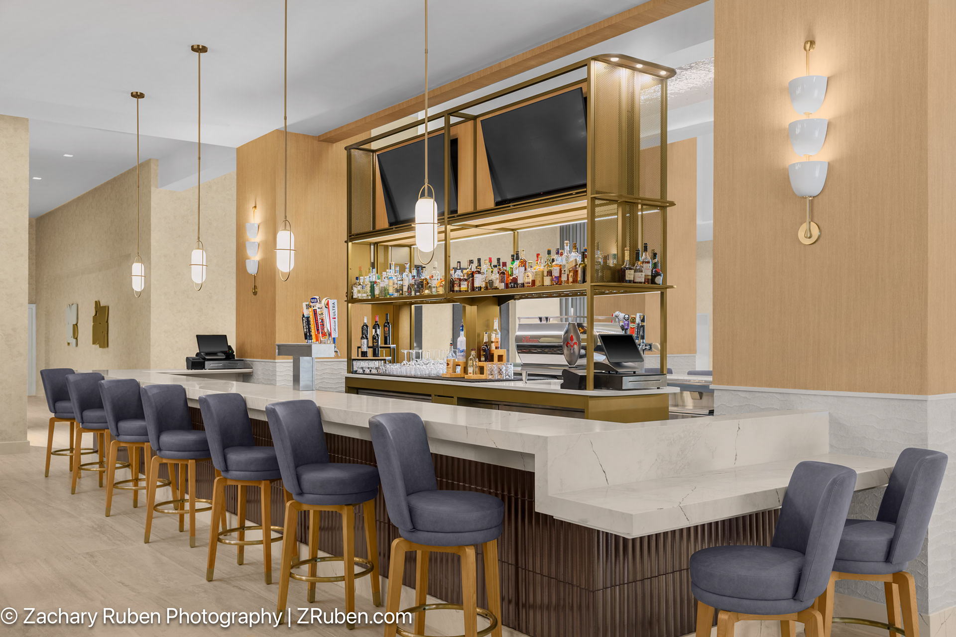 Stillwater and Stone Restaurant at The Westin Crystal City Reagan National Airport