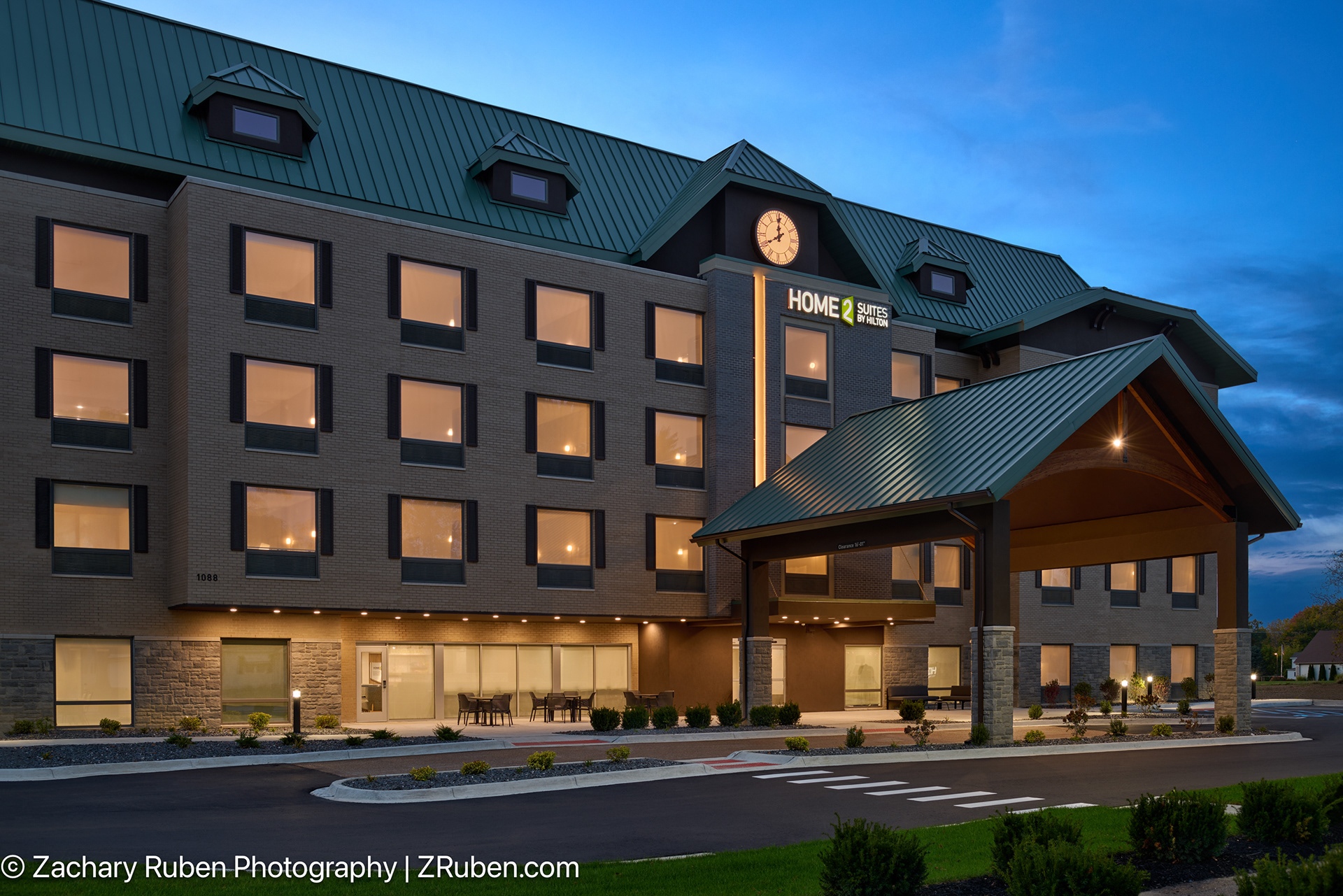 Exterior Dusk at Home2 Suites Frankenmuth