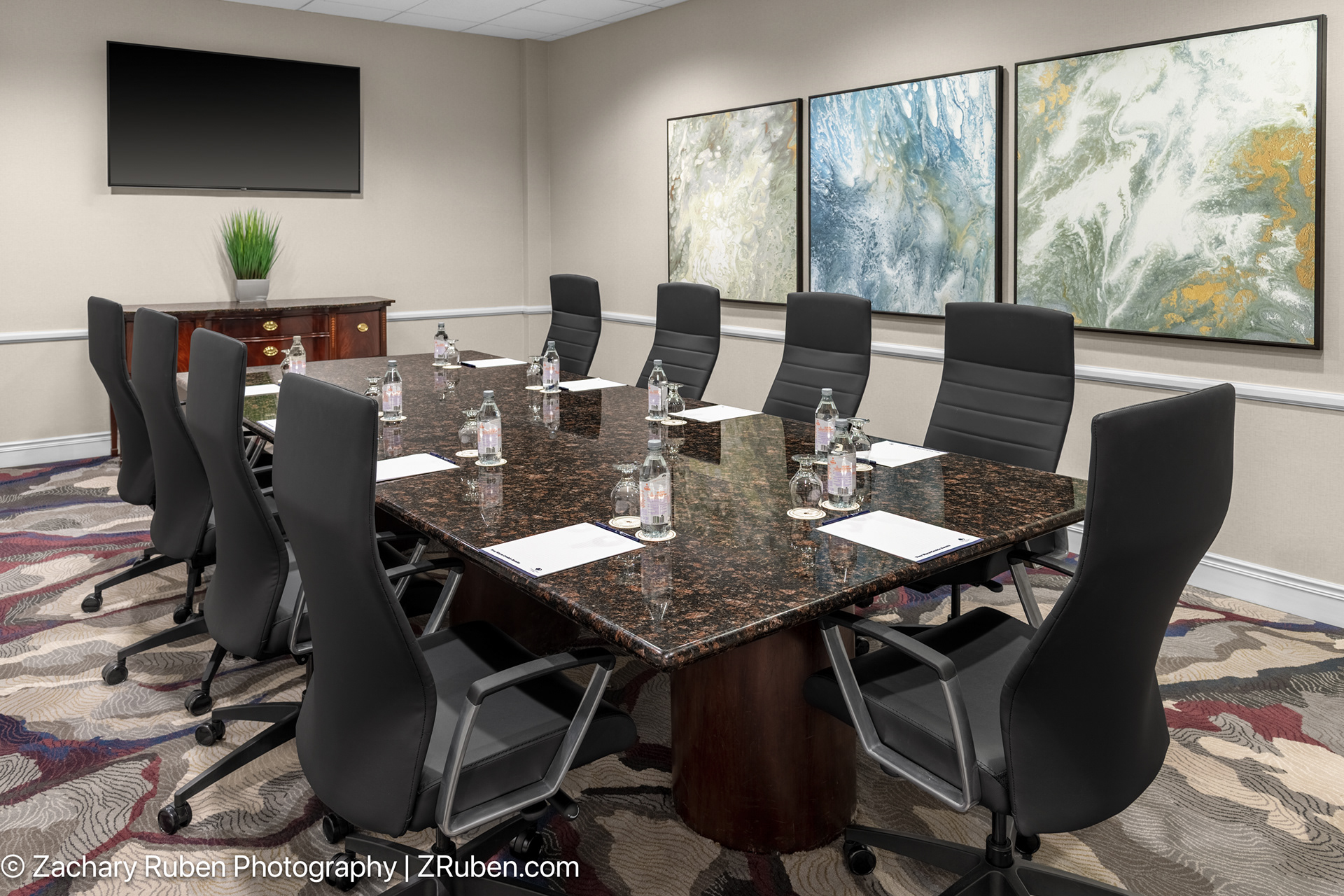 Boardroom at Doubletree New Orleans