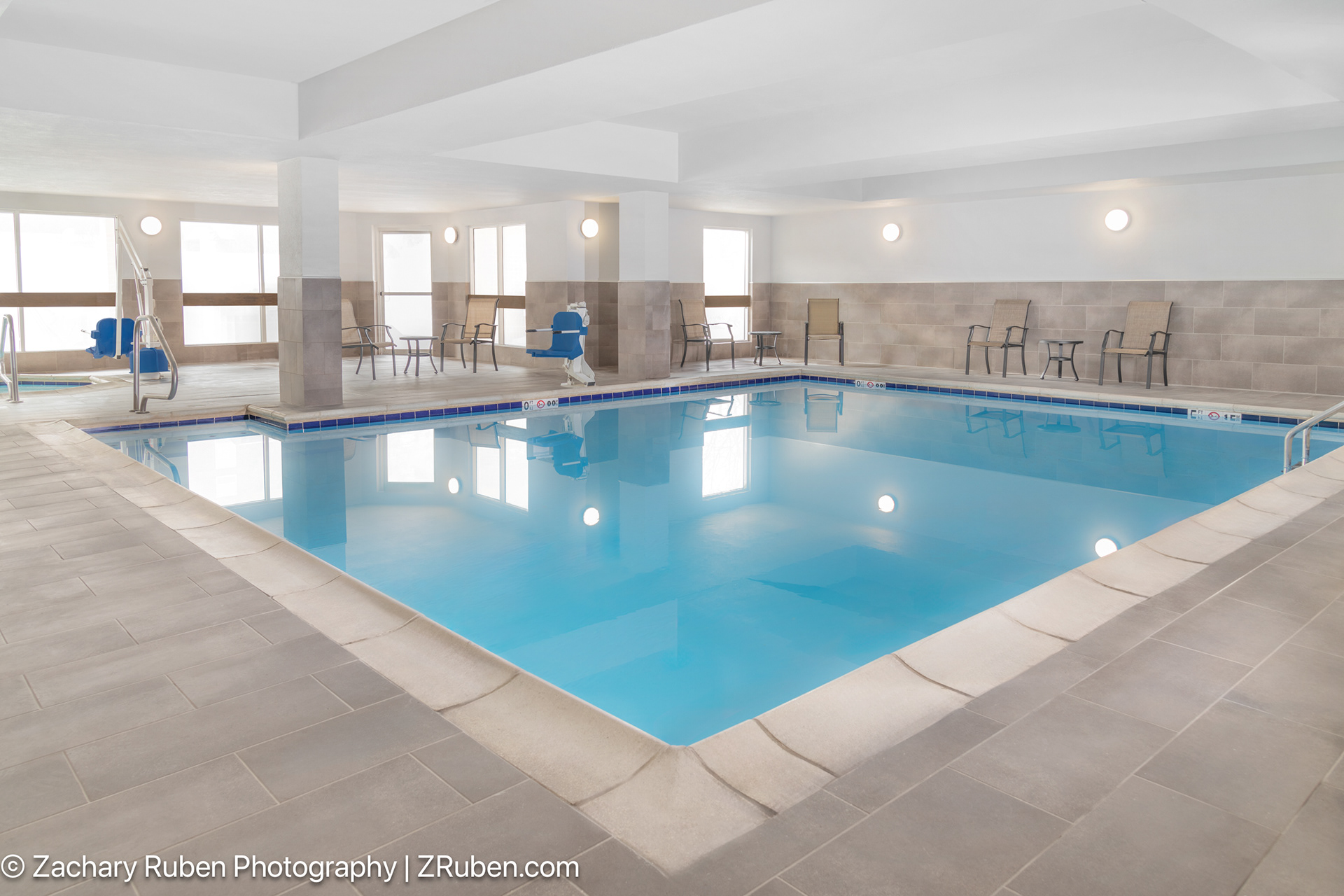 Indoor Pool at Courtyard Cleveland Airport South