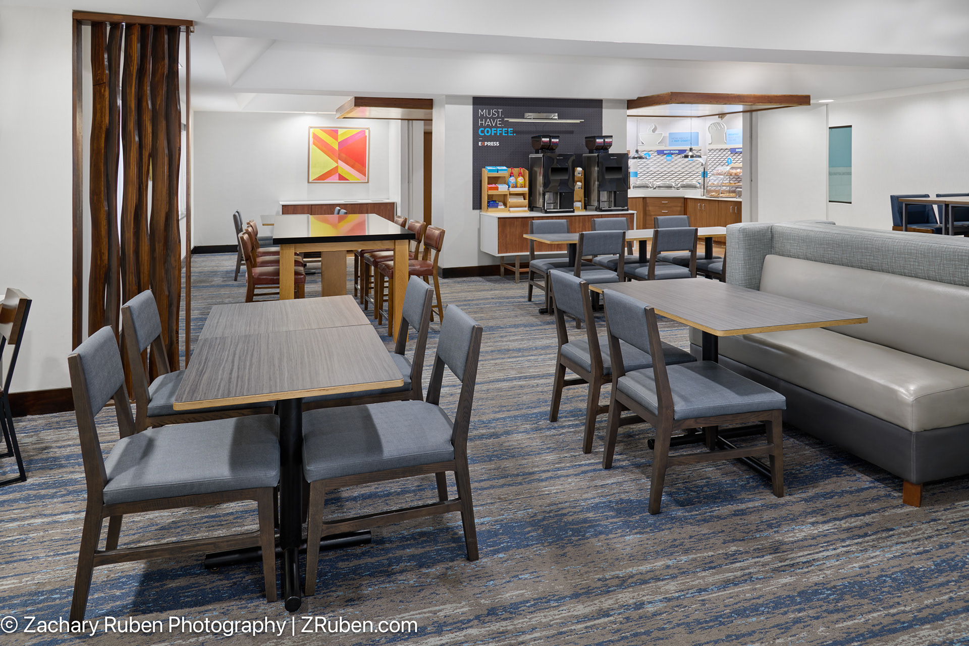 Breakfast Seating Area at Holiday Inn Express Kansas City - At the Legends