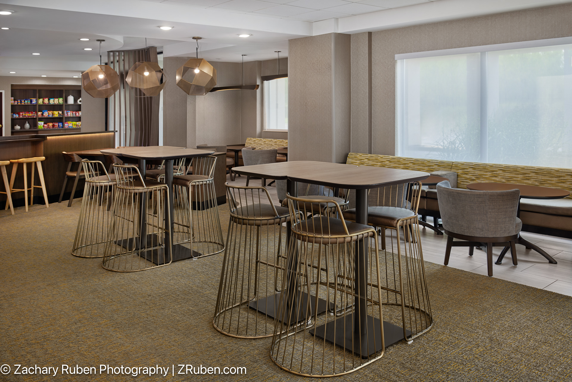 Breakfast Seating Area at Springhill Suites Lansing