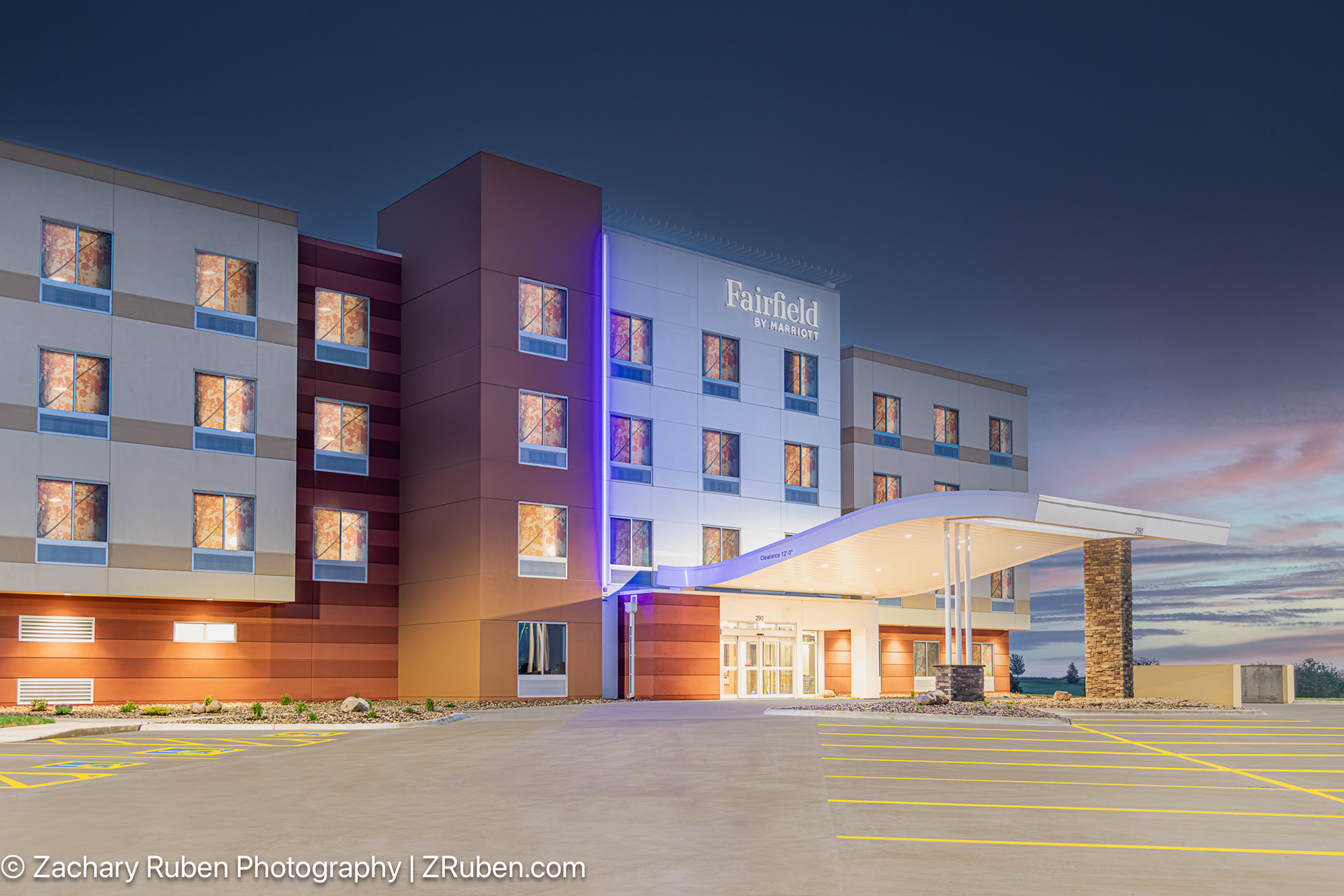 Exterior Dusk at Fairfield Inn & Suites Sioux Center