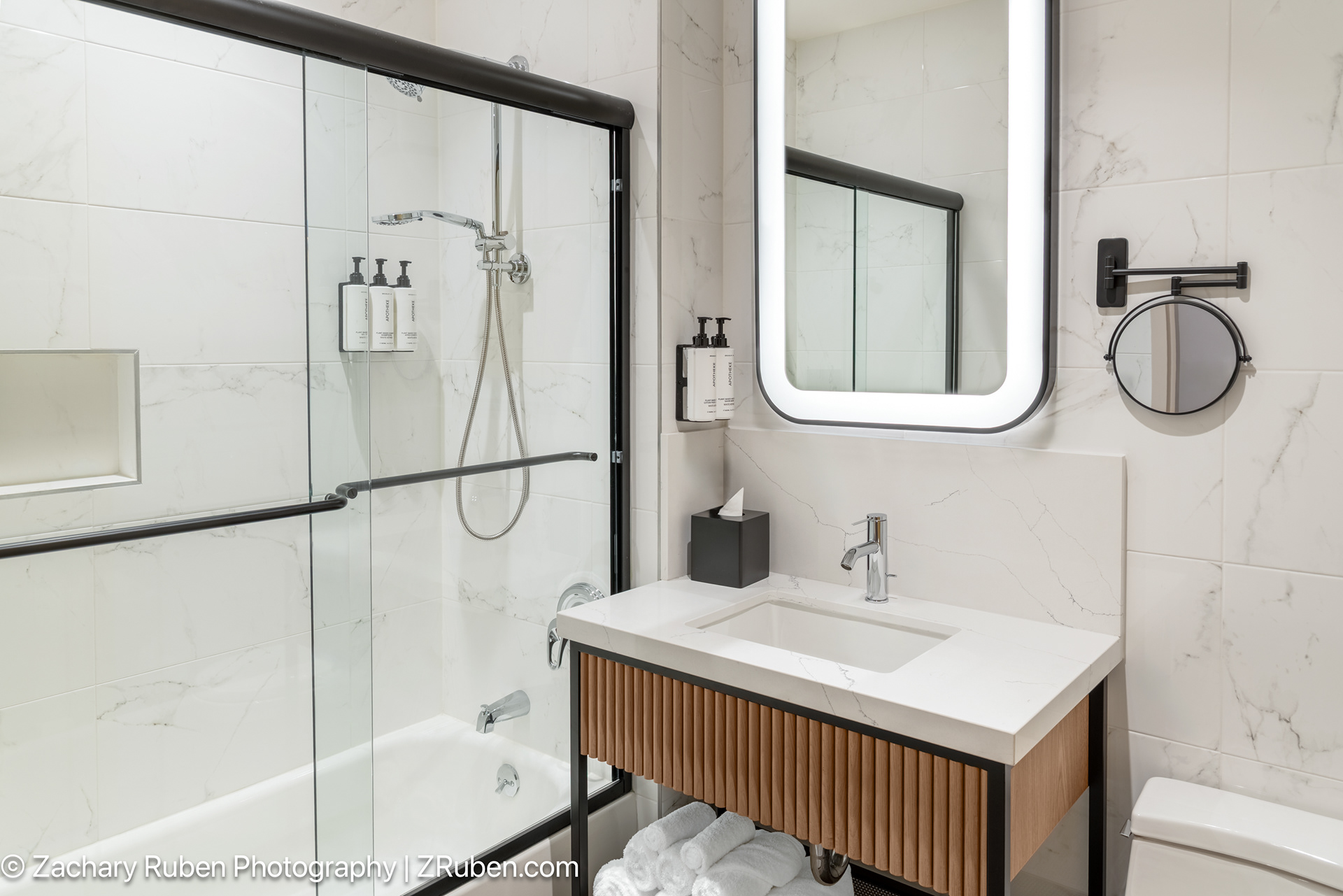 Shower at Voco Astoria