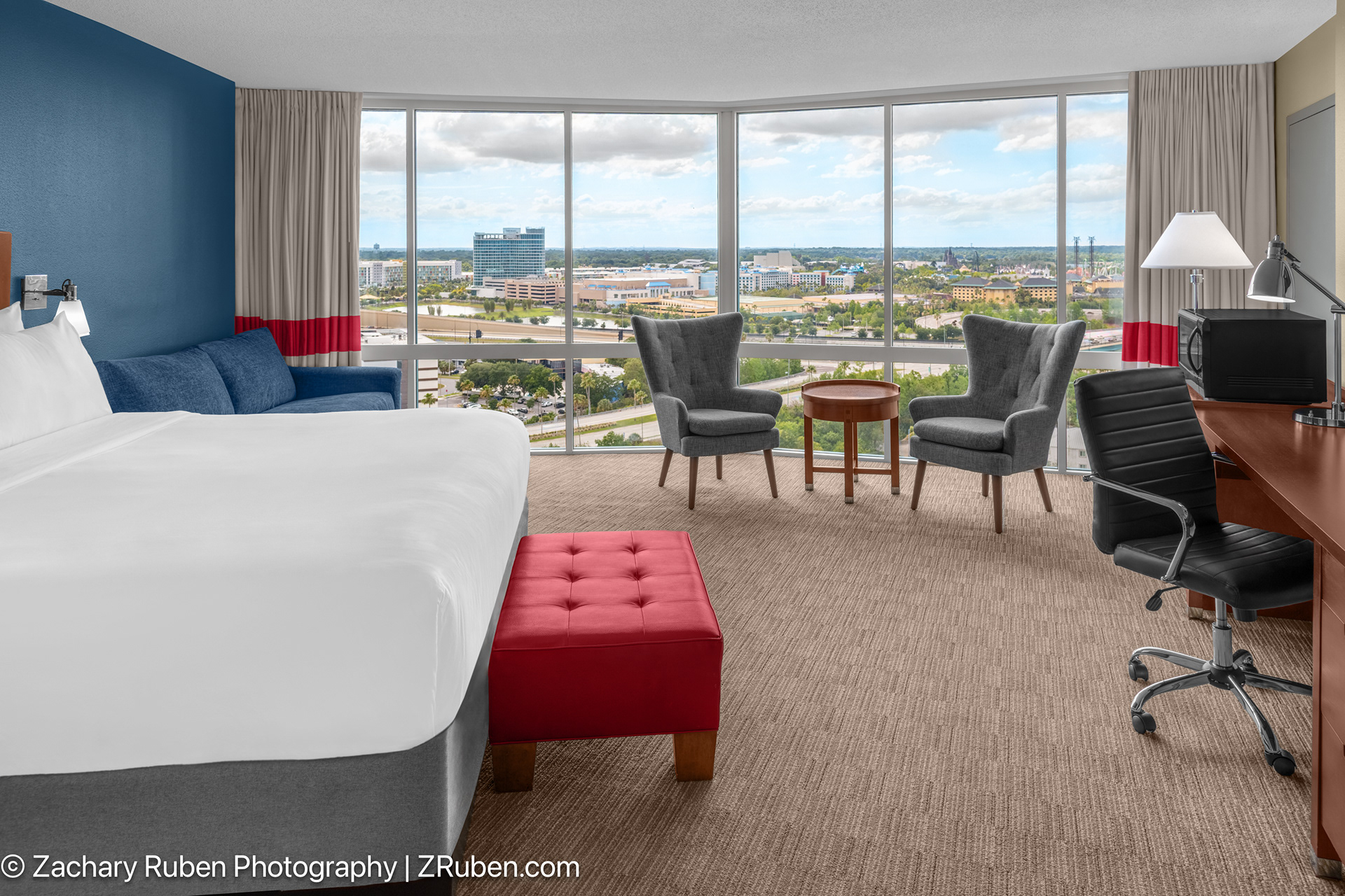 Deluxe King Guest Room at Four Points by Sheraton Orlando International Drive