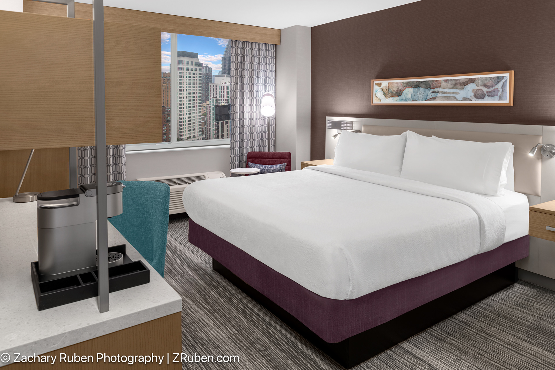 King Room with City View at Hilton Garden Inn New York - Manhattan-Midtown East