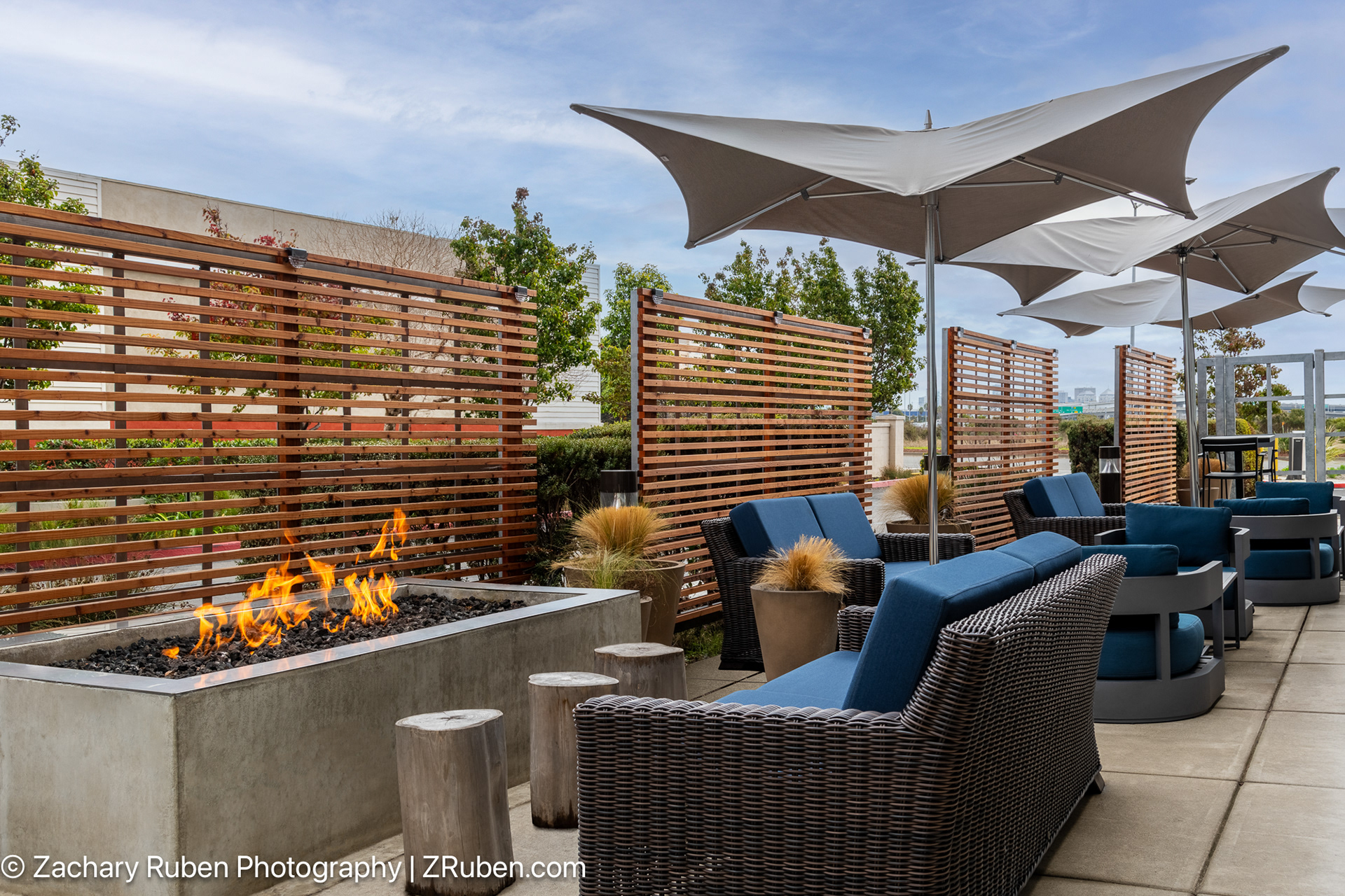 Outdoor Patio at Hilton Garden Inn San Francisco Oakland Bay Bridge